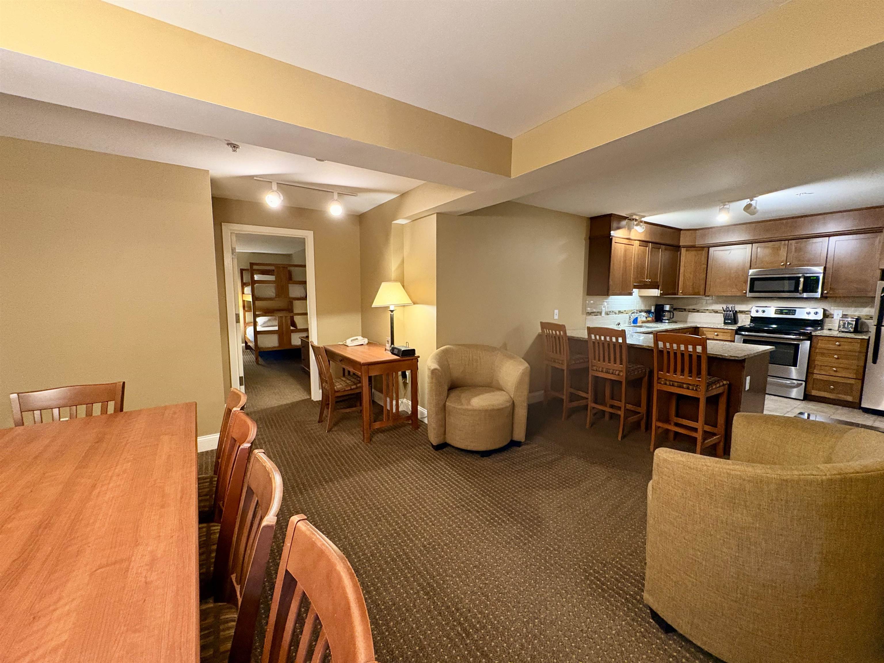 315 Qtr.2 ,89 Grand Summit Way