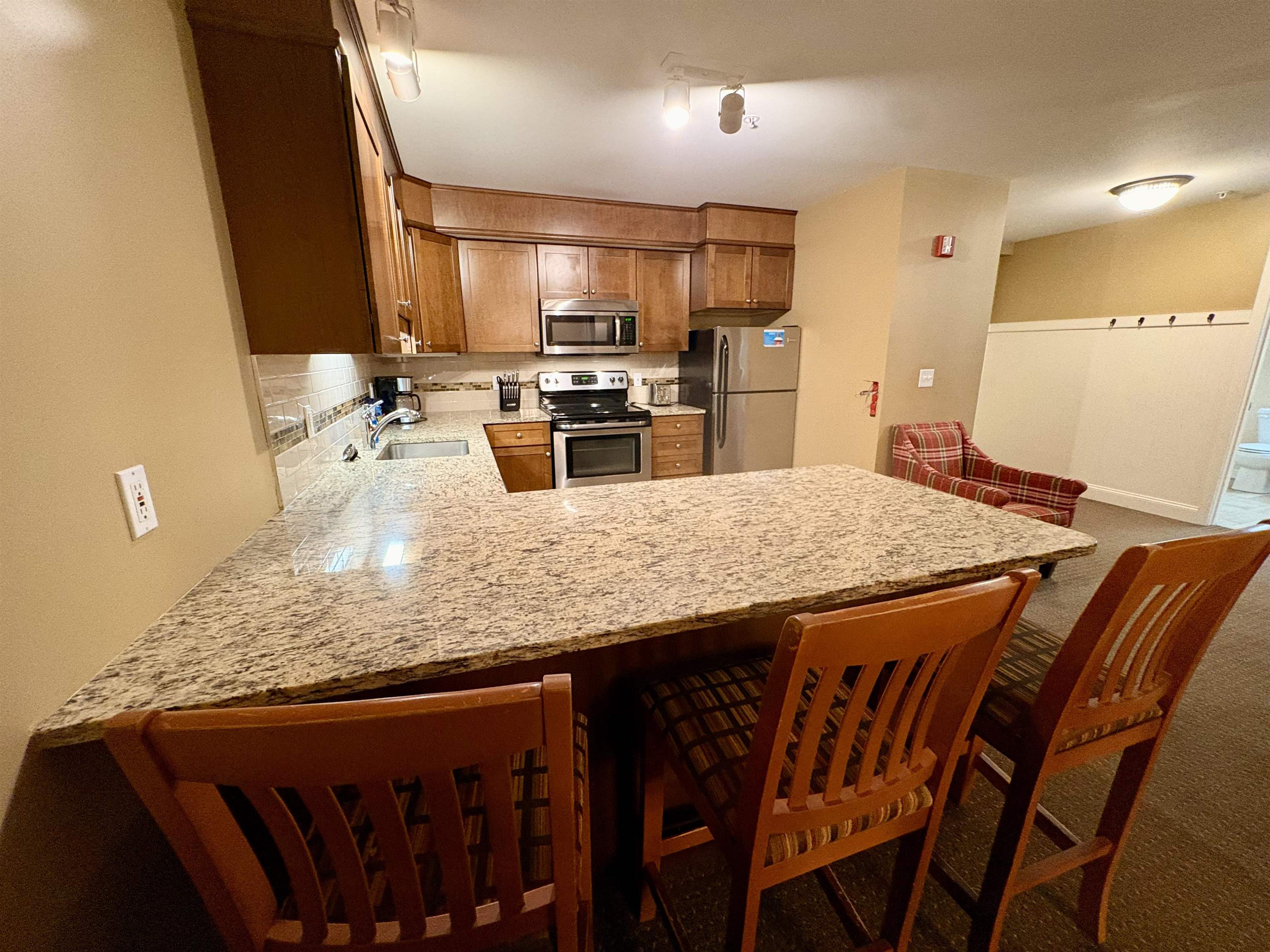 315 Qtr.3 ,89 Grand Summit Way