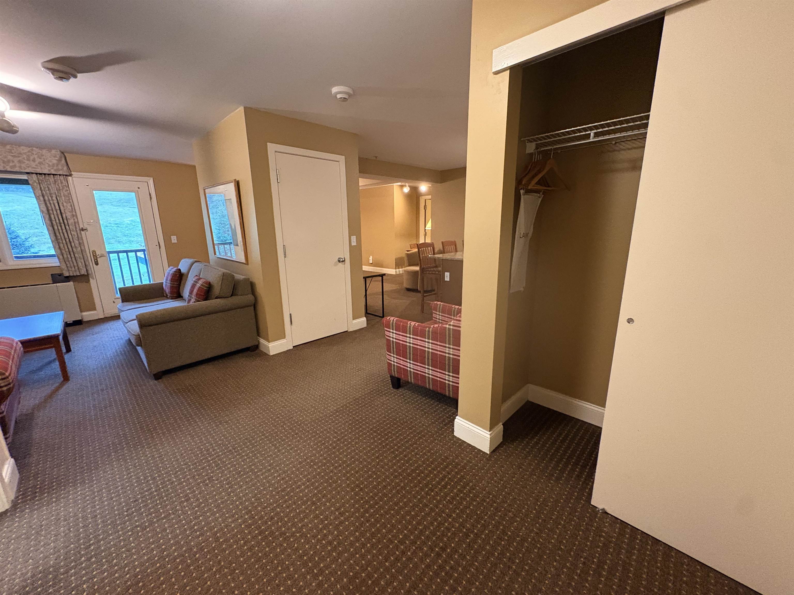 315 Qtr.3 ,89 Grand Summit Way