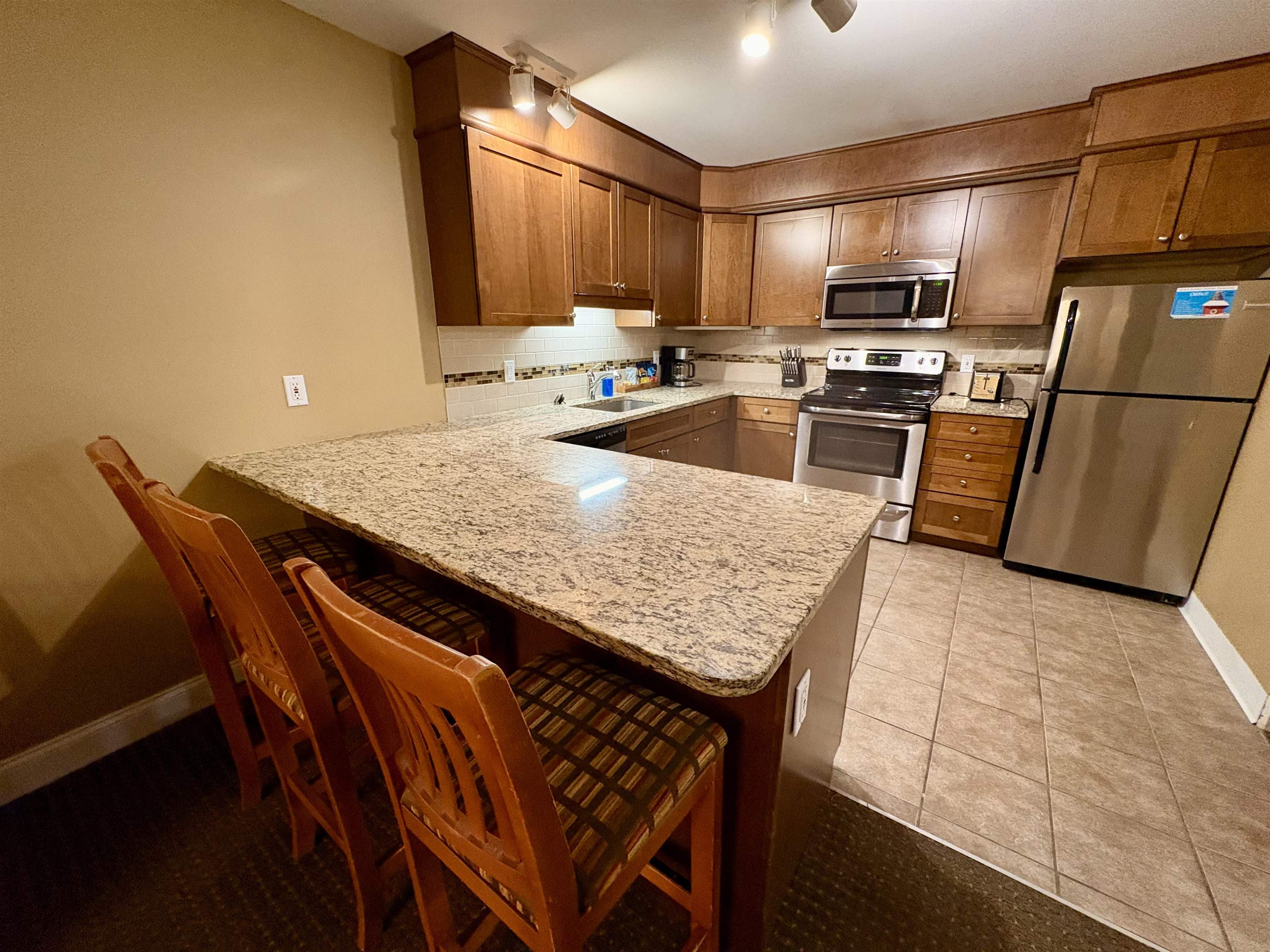 315 Qtr.3 ,89 Grand Summit Way