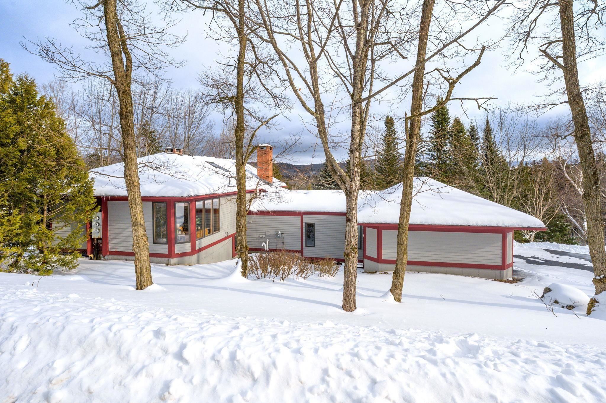 33 Carinthia Drive