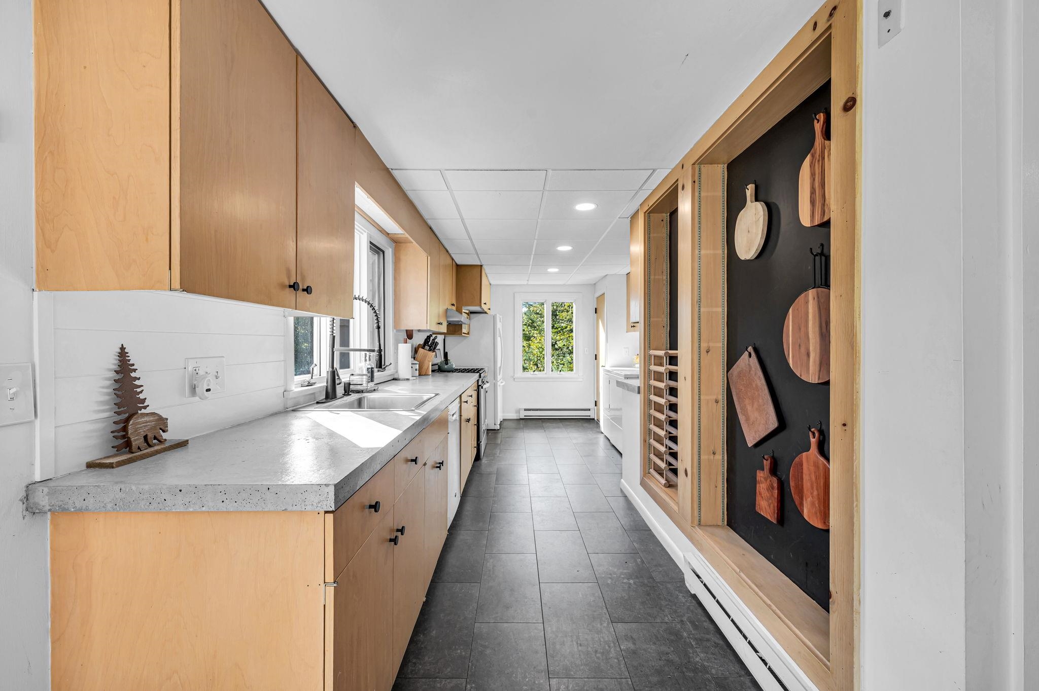 24 Mowrey Road