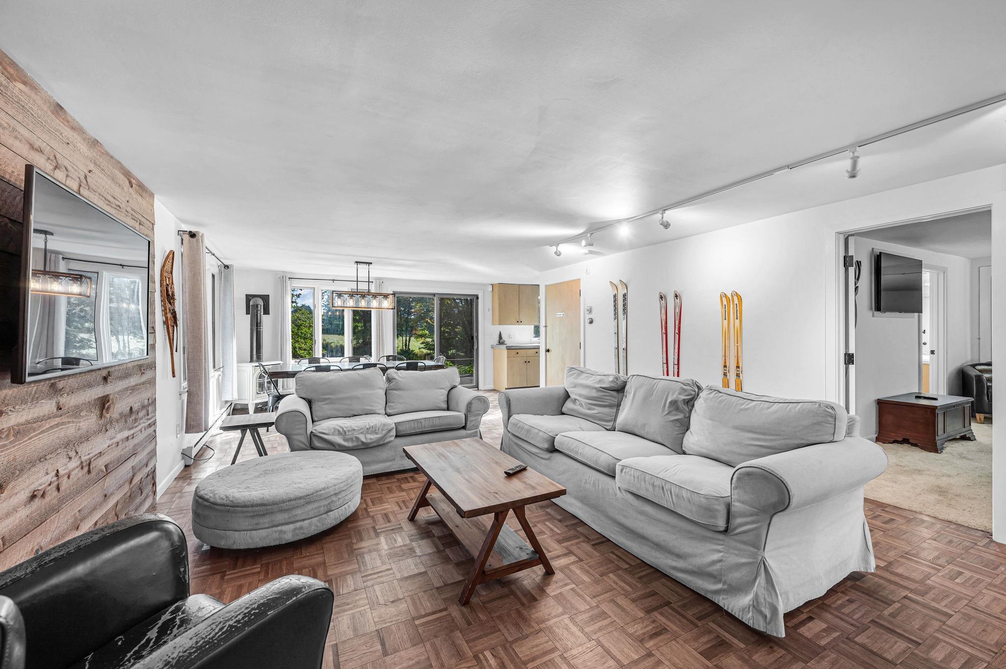 24 Mowrey Road