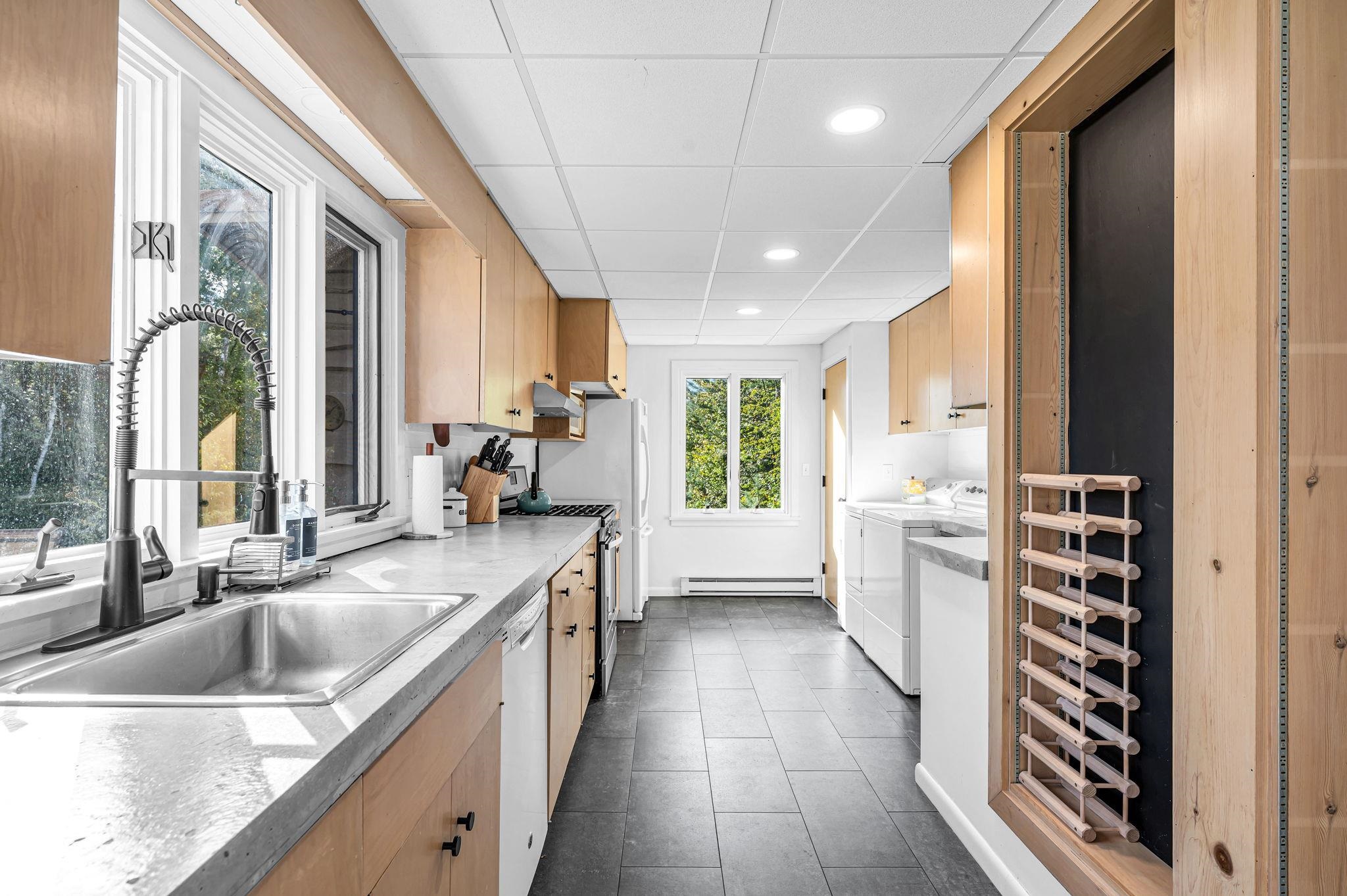 24 Mowrey Road