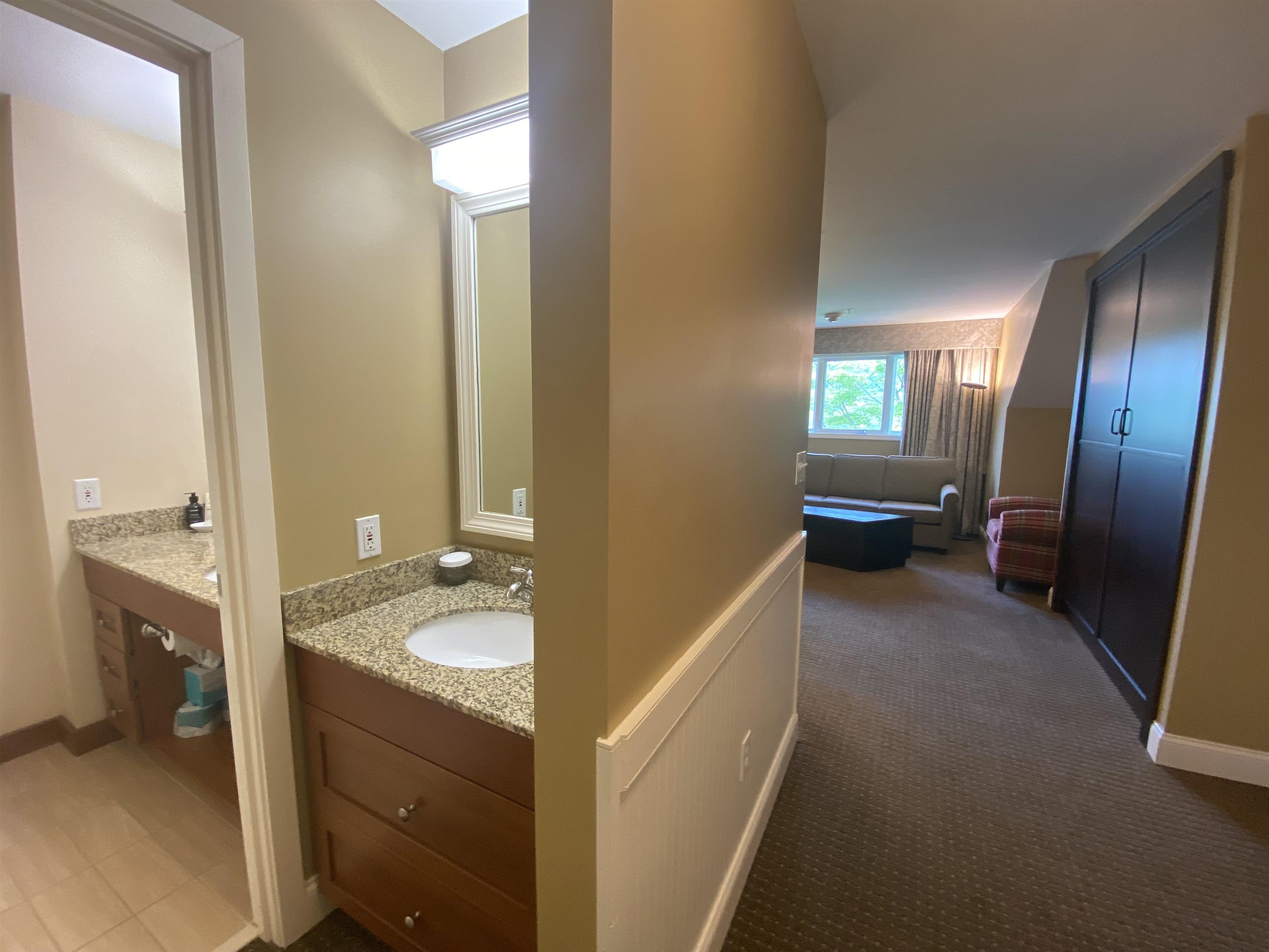 226/28 Qtr.2,89 Grand Summit Way
