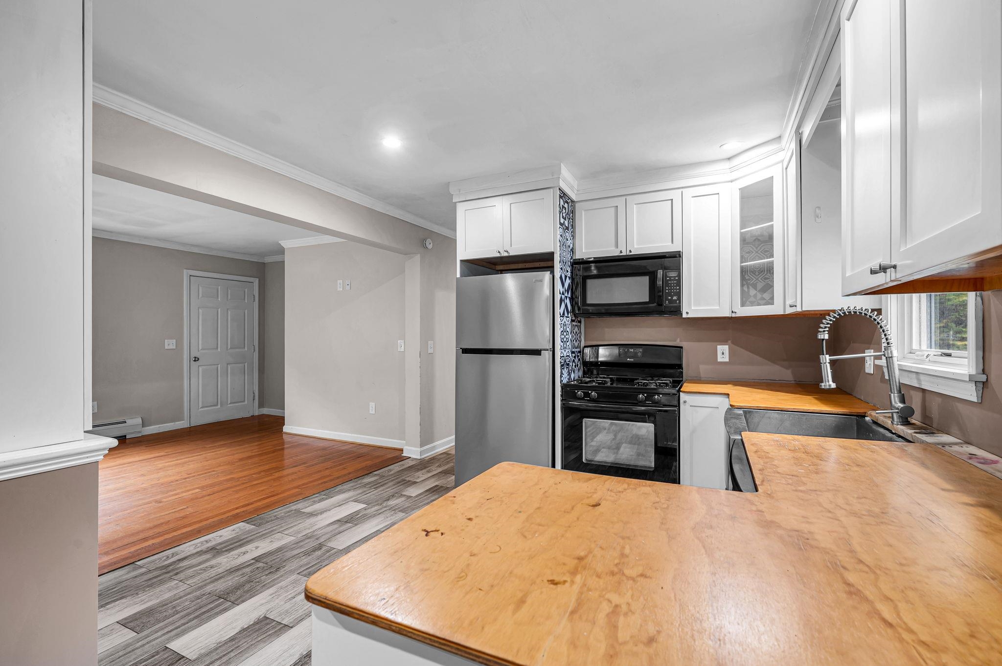 230 Valley View Road