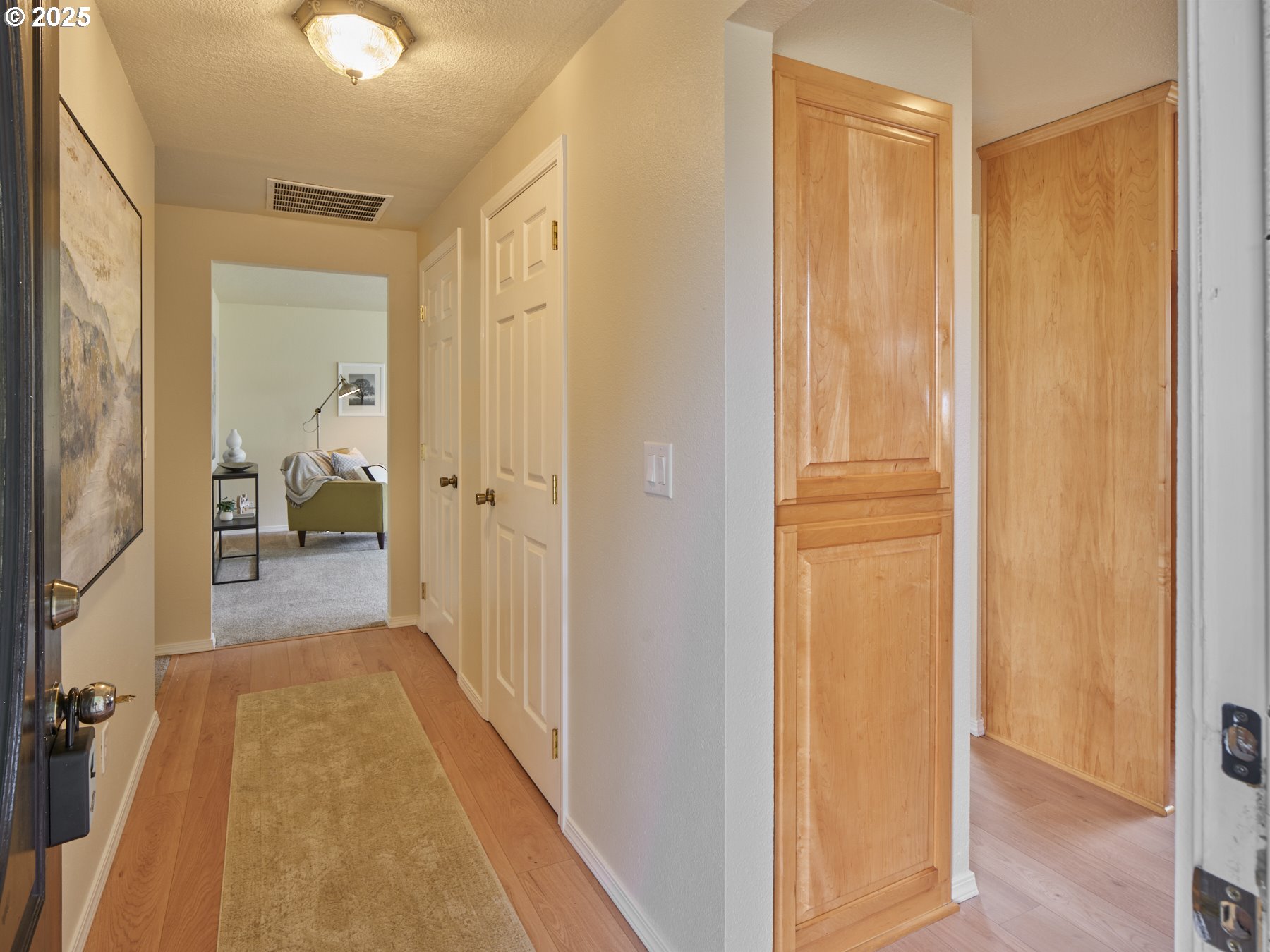 391 CEDAR AVE