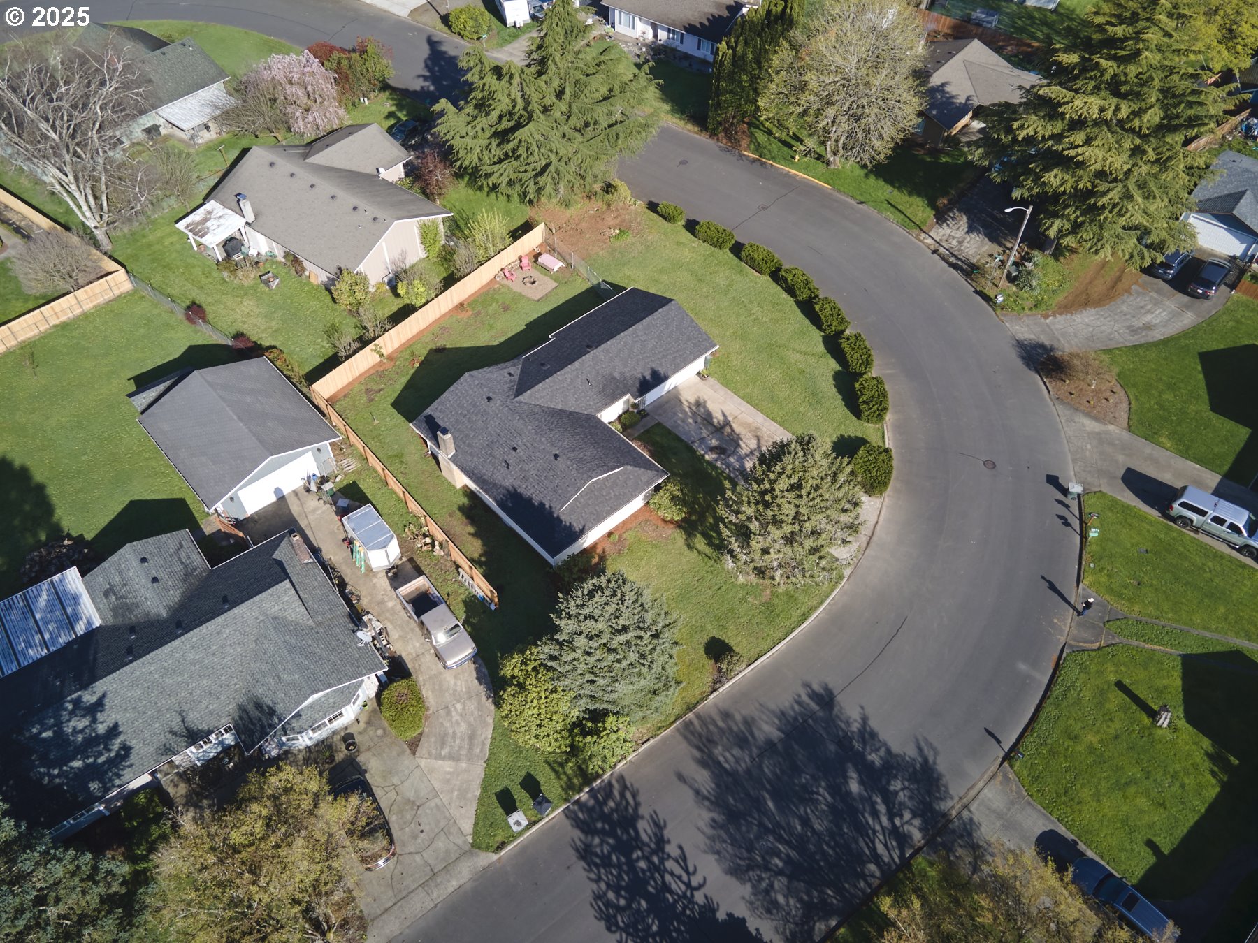 391 CEDAR AVE