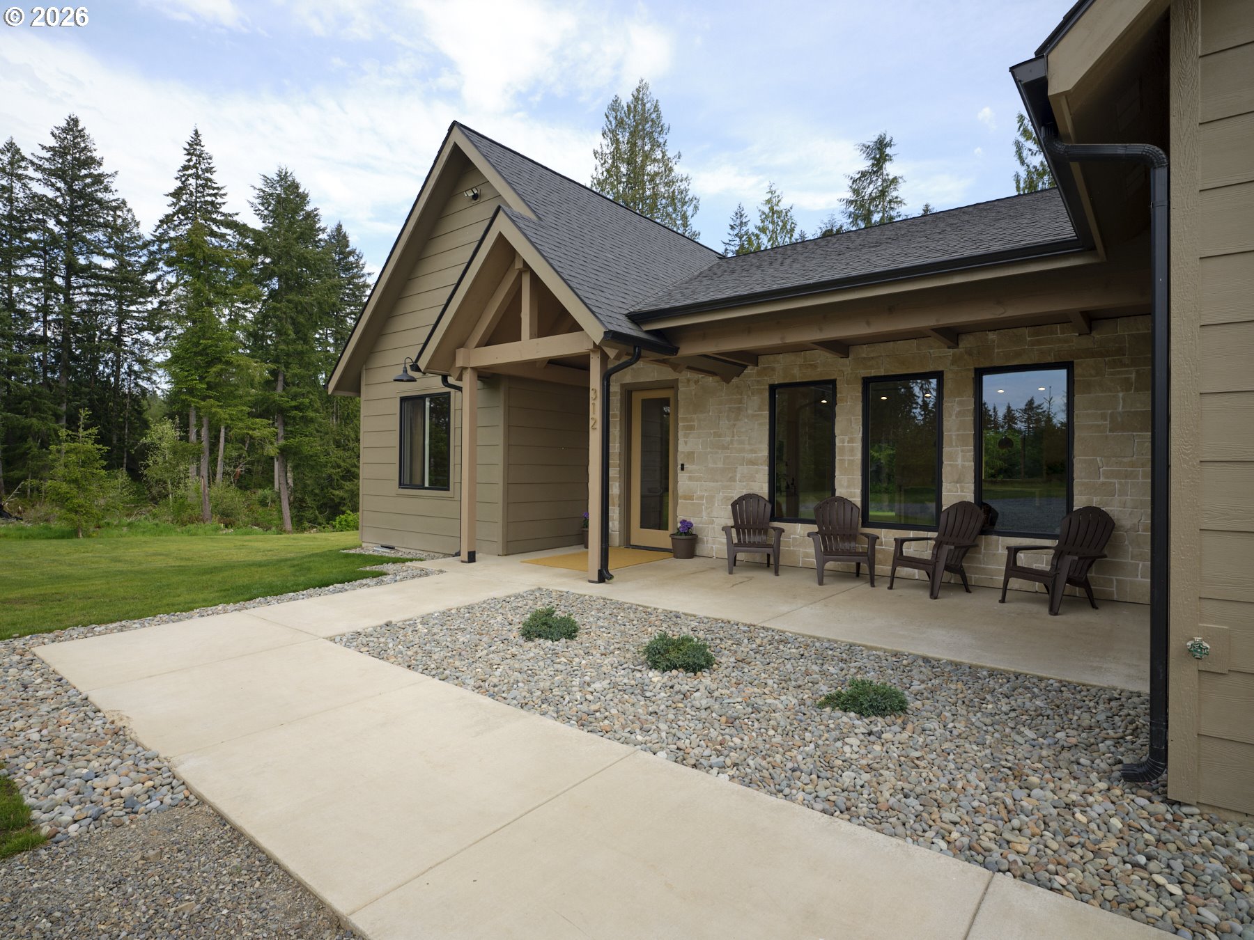 312 LITTLE VALLEY LN