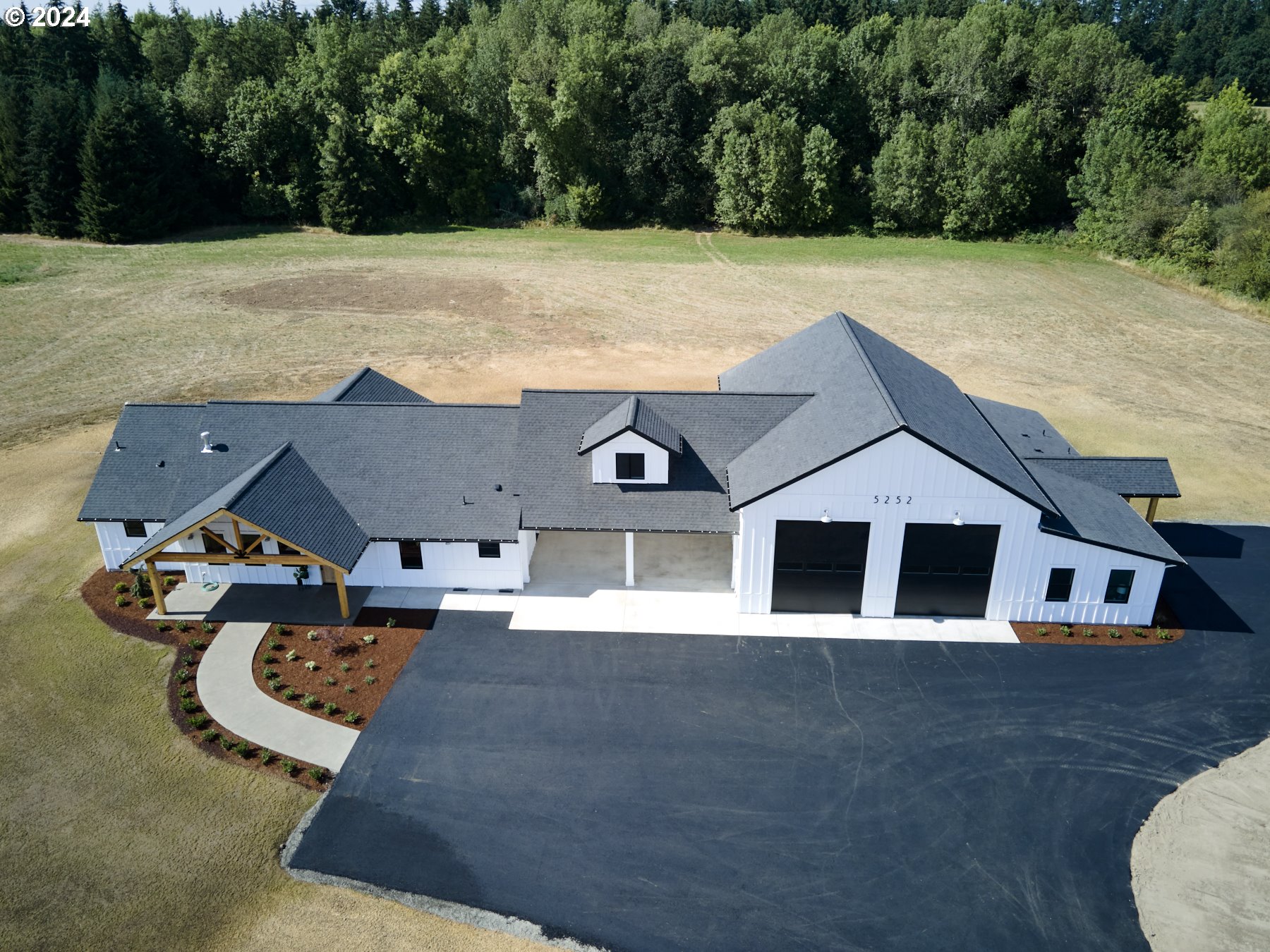 5252 JACKSON HWY