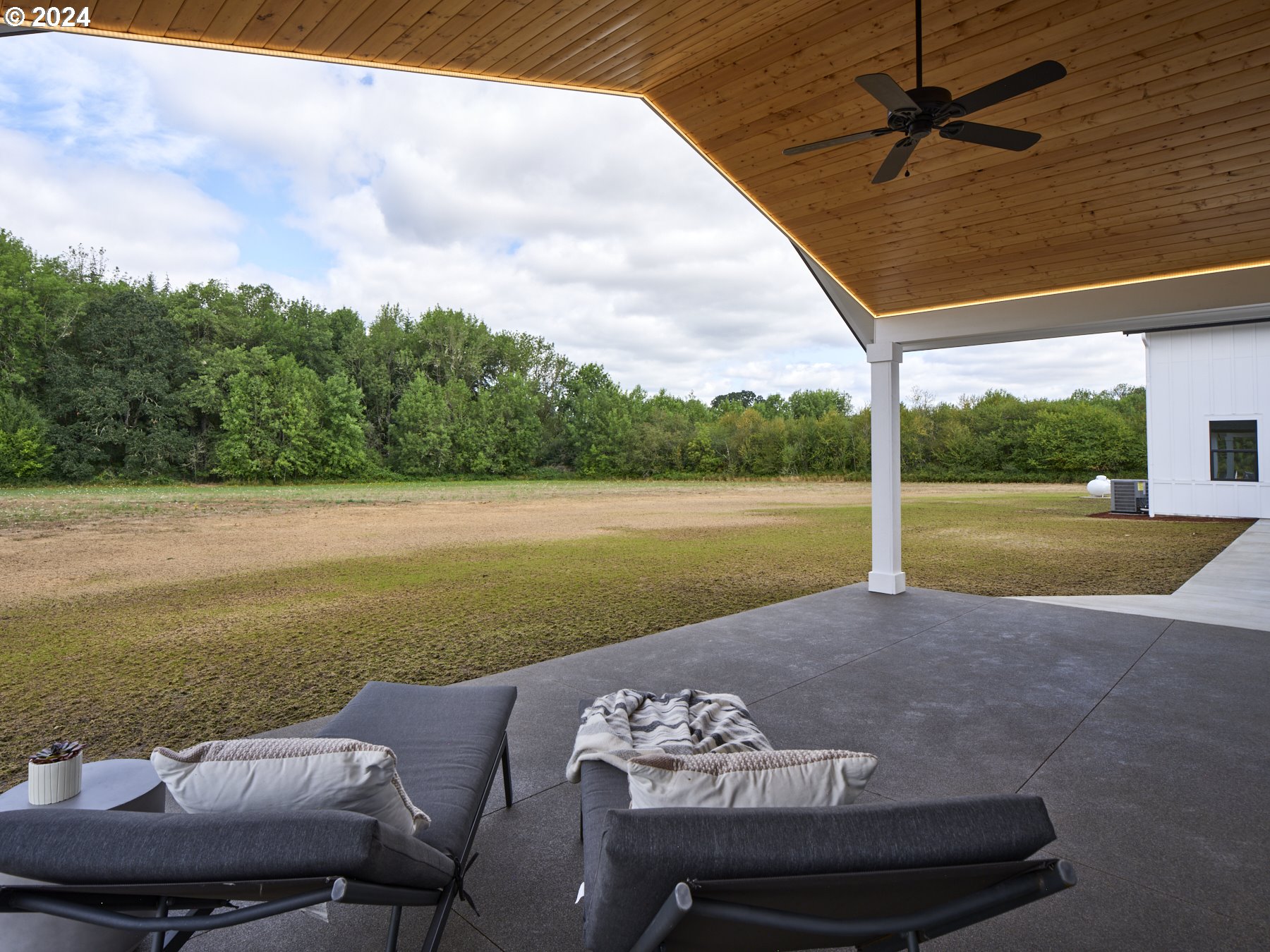 5252 JACKSON HWY