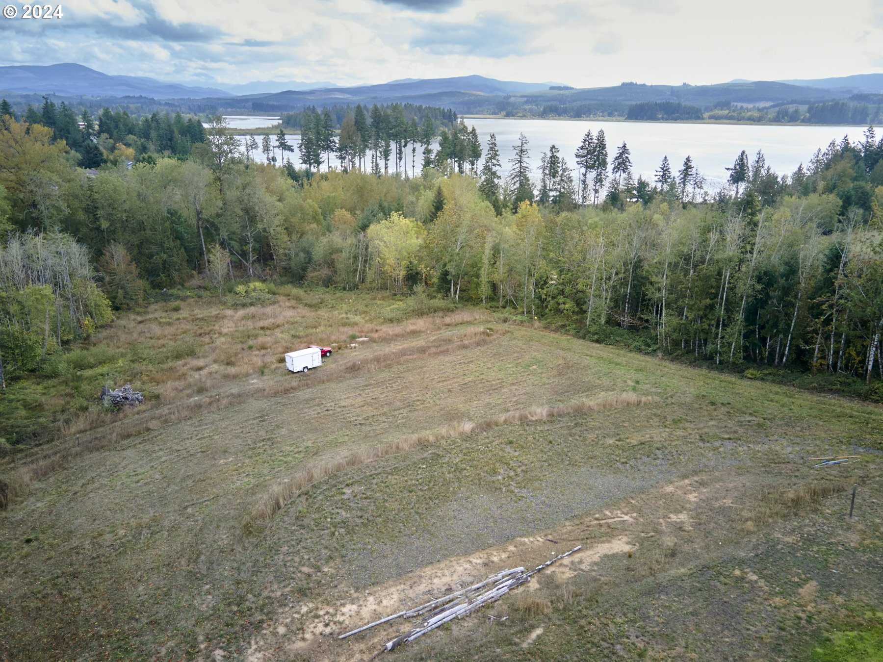 426 SILVER SHORES DR