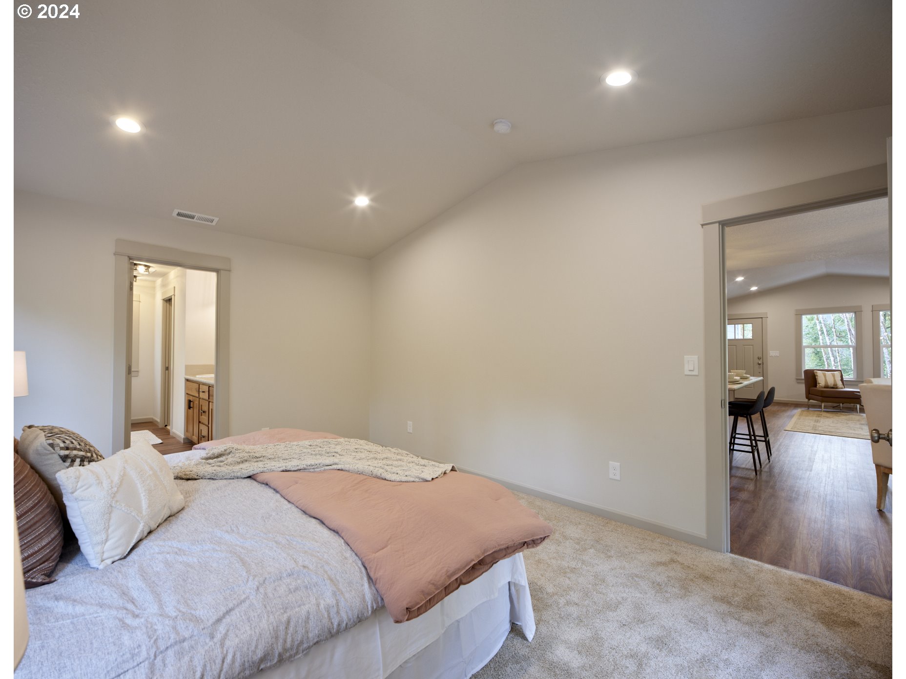 11226 LEWIS RIVER RD