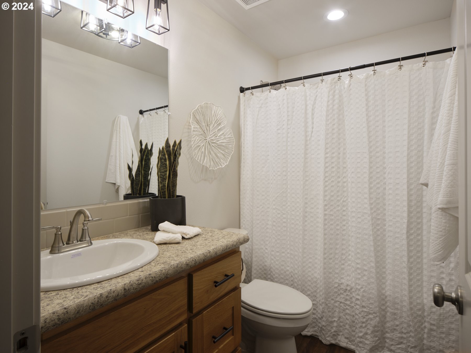 11226 LEWIS RIVER RD