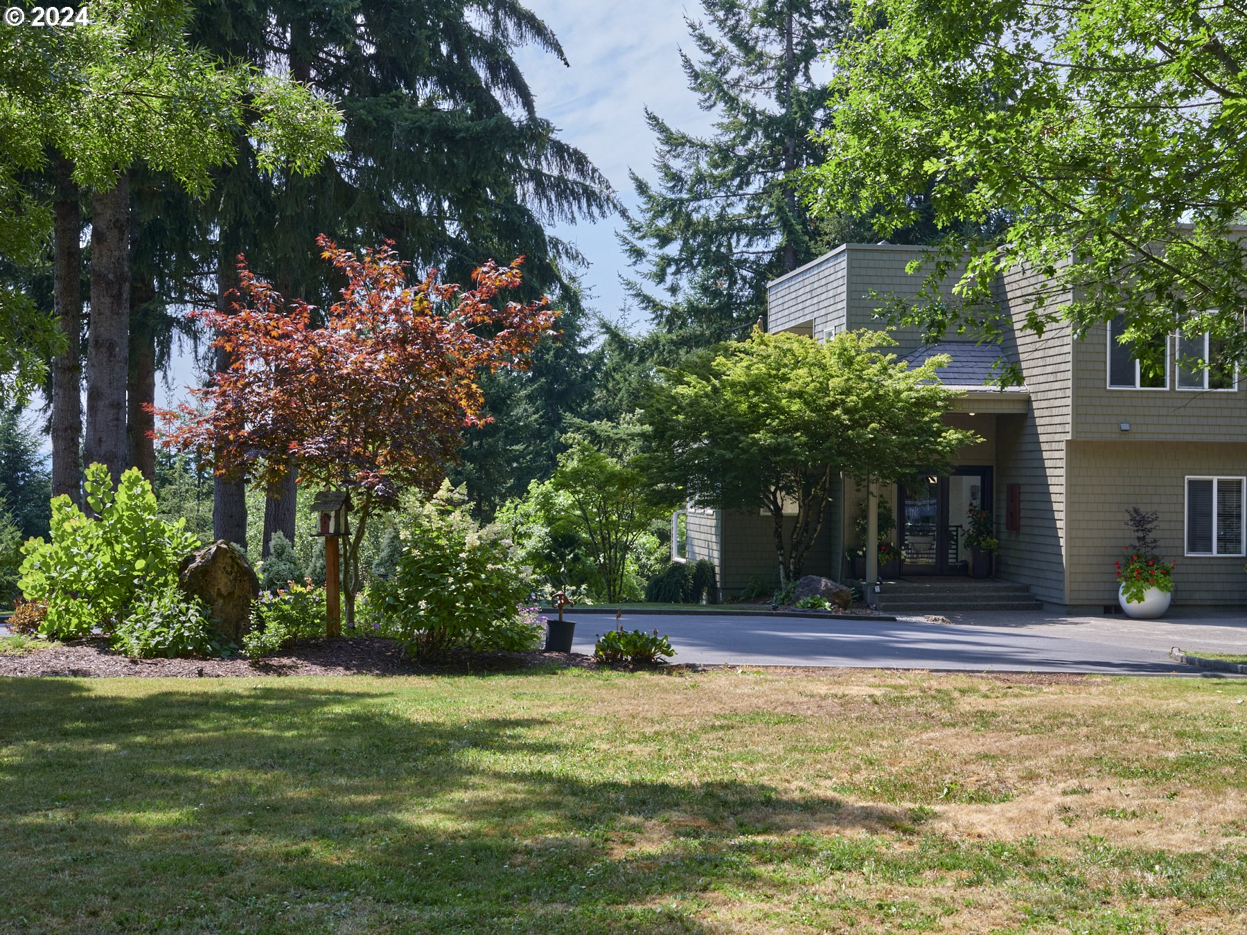 133 RIVERSCAPE RD