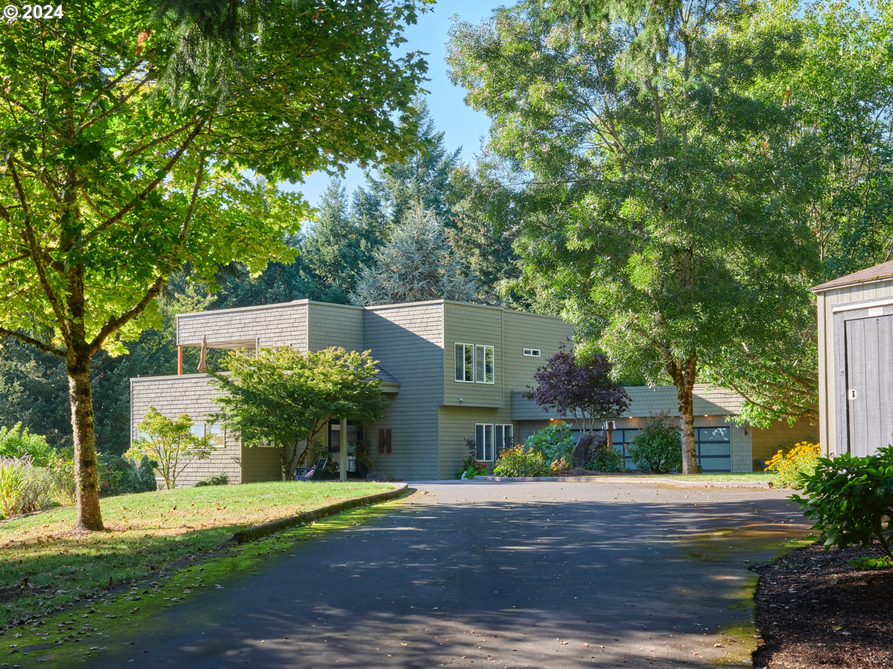 133 RIVERSCAPE RD