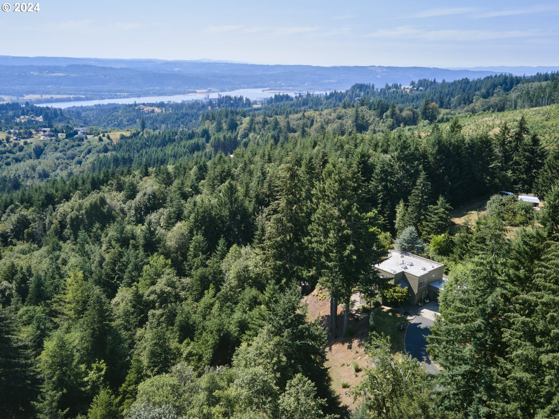 133 RIVERSCAPE RD
