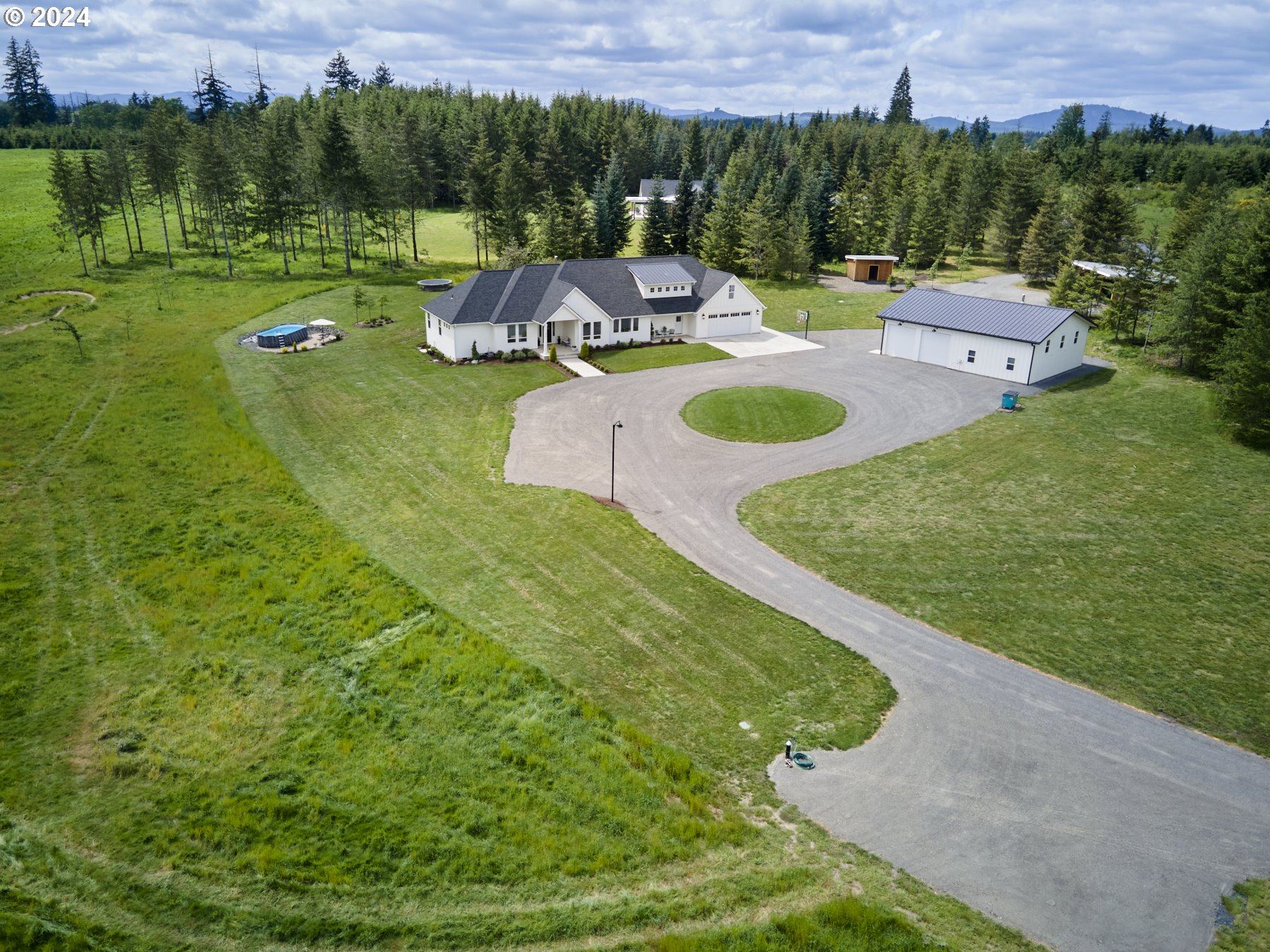 173 BEAR CREEK LN