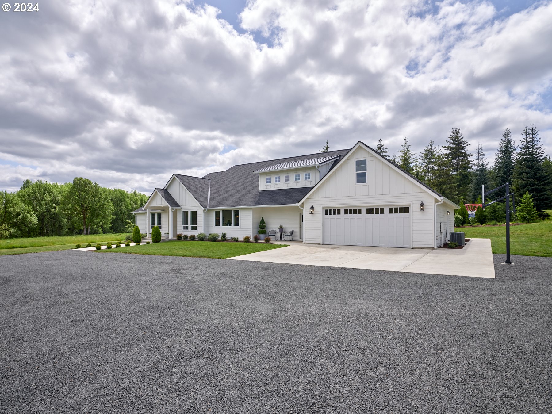 173 BEAR CREEK LN