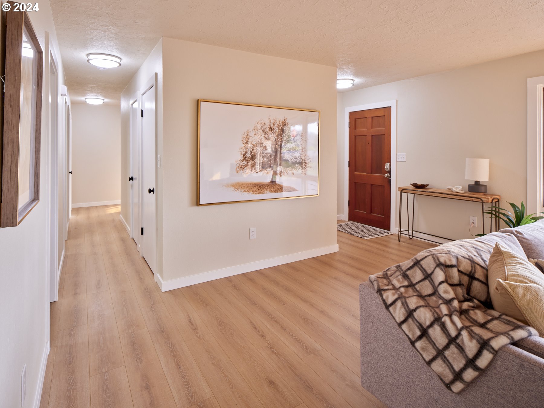 101 S BURKE RD