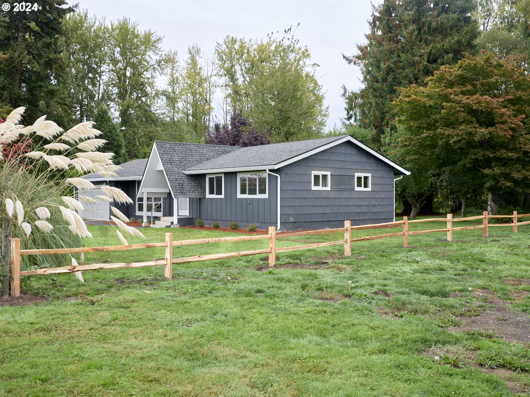 101 S BURKE RD