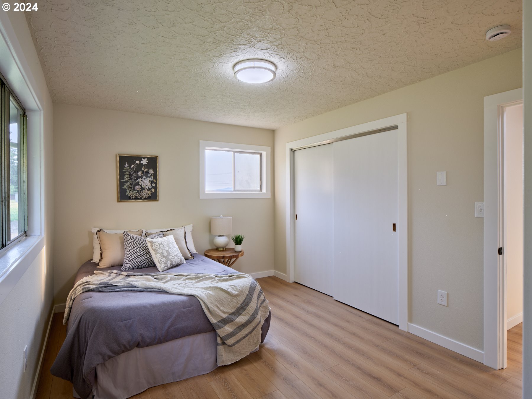 101 S BURKE RD