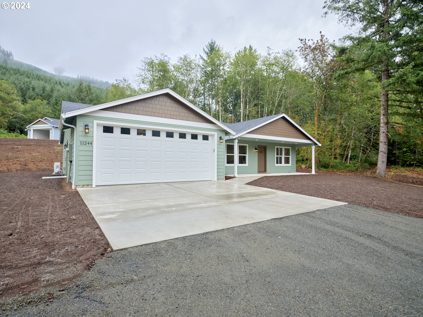 11244 LEWIS RIVER RD