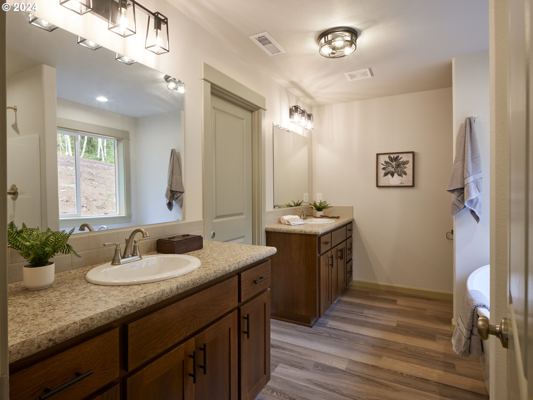 11244 LEWIS RIVER RD