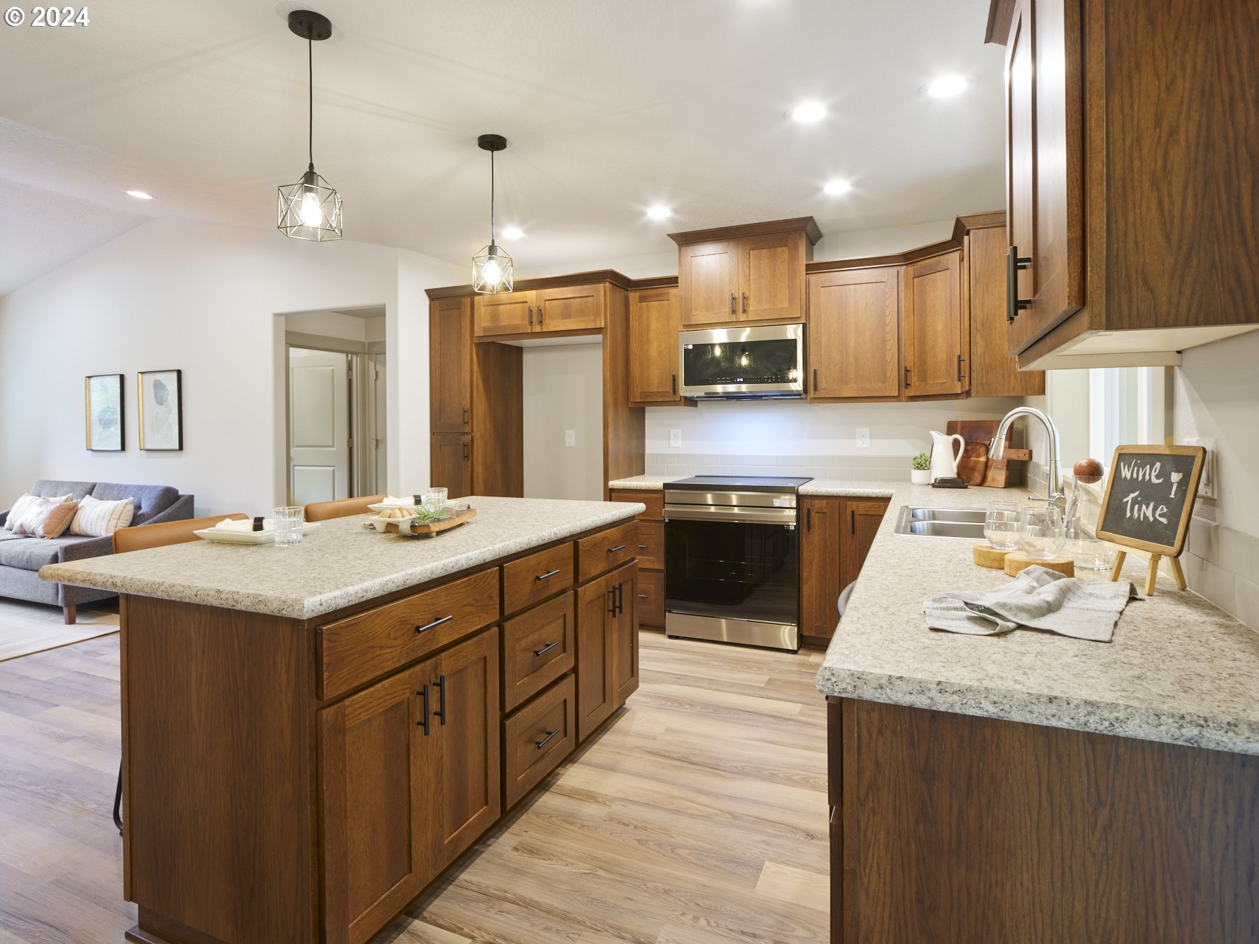 11244 LEWIS RIVER RD