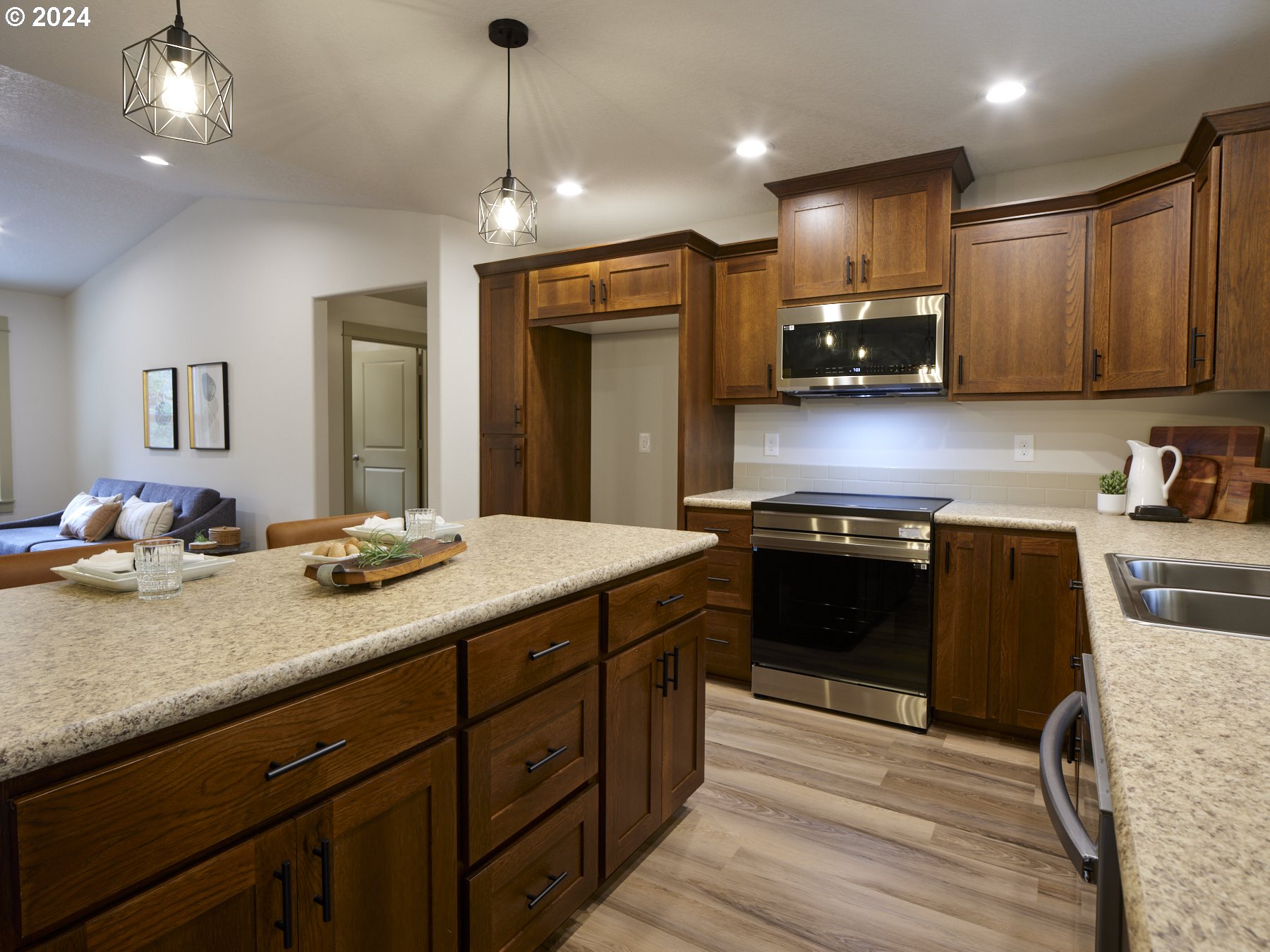 11244 LEWIS RIVER RD