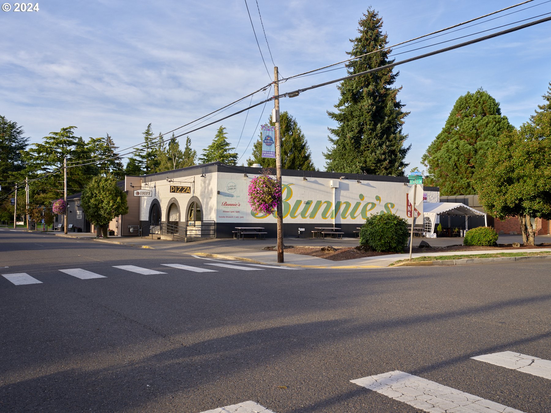 202 S 5TH AVE