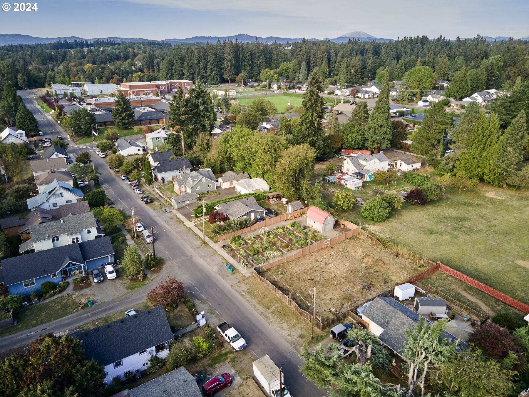 202 S 5TH AVE
