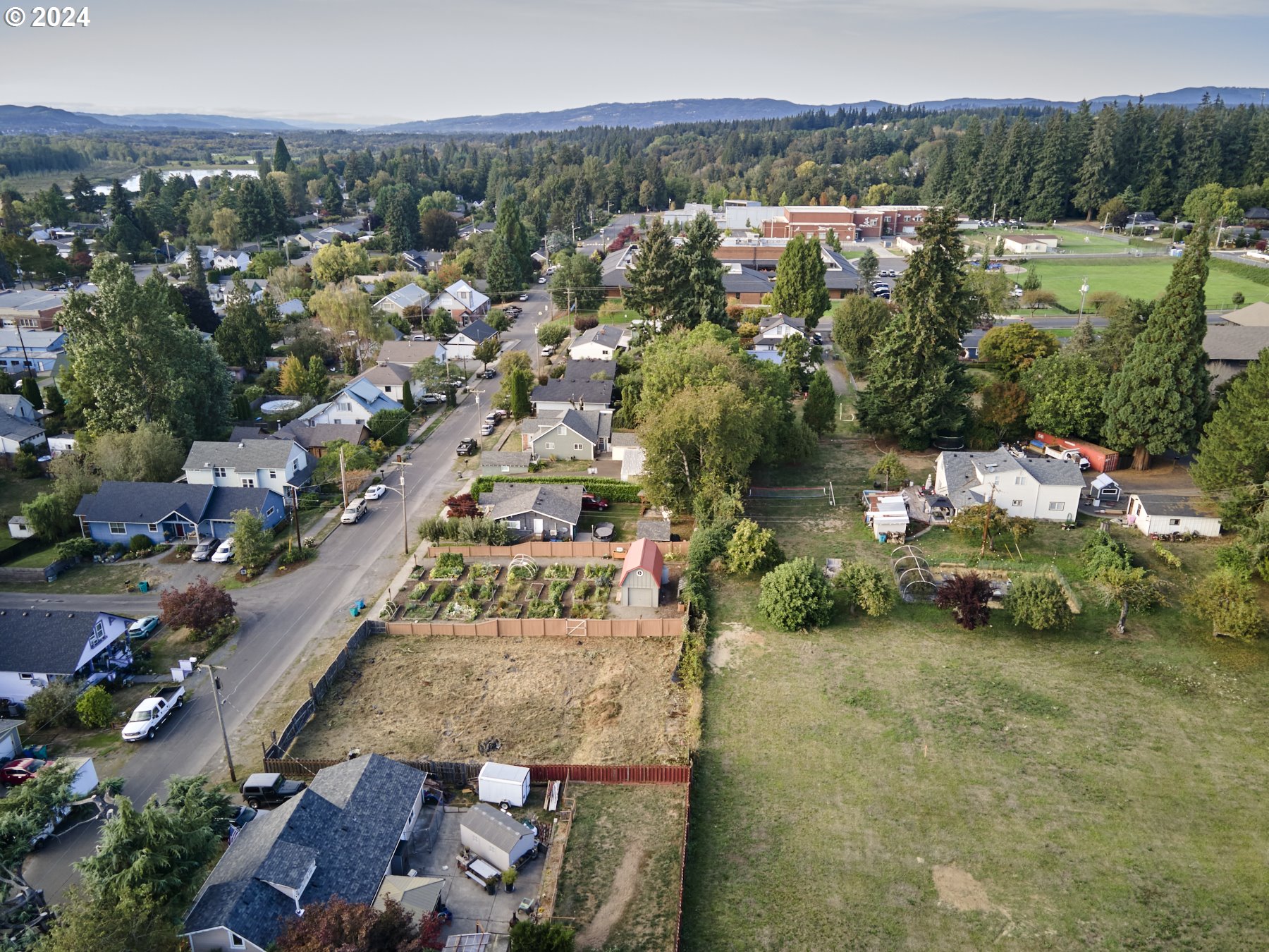 202 S 5TH AVE