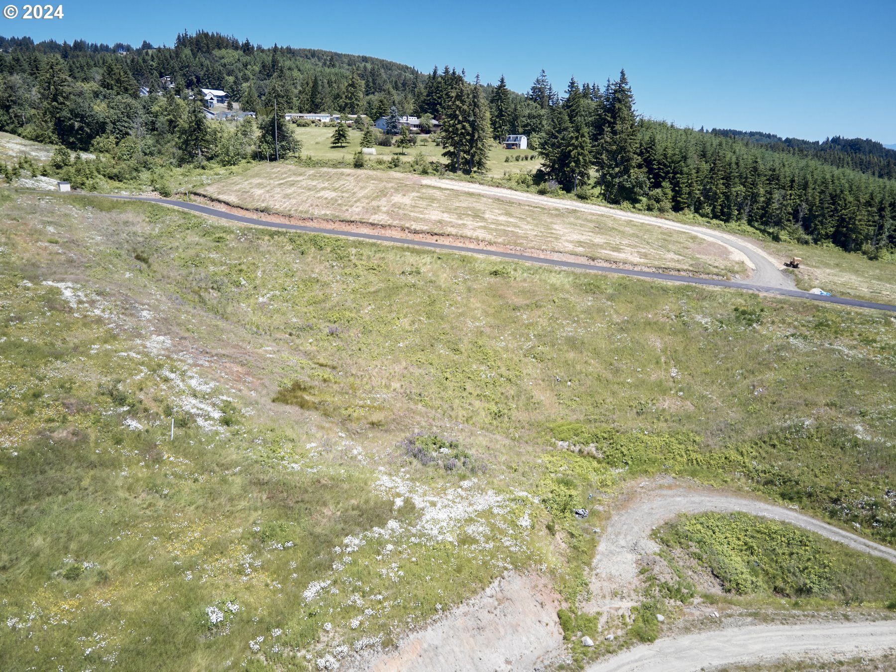 158 Lost Creek LN