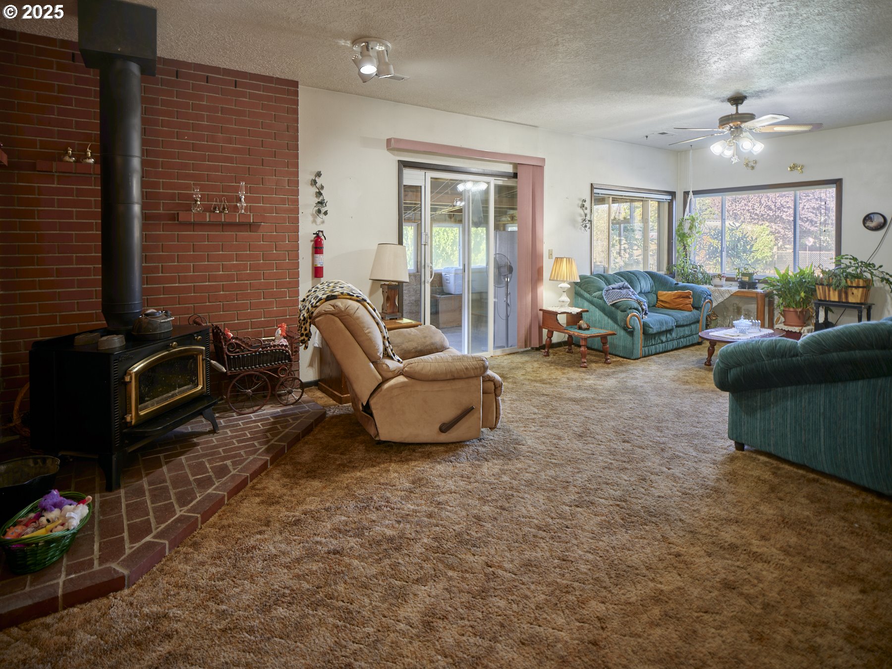 115 WHALEN LOOP RD