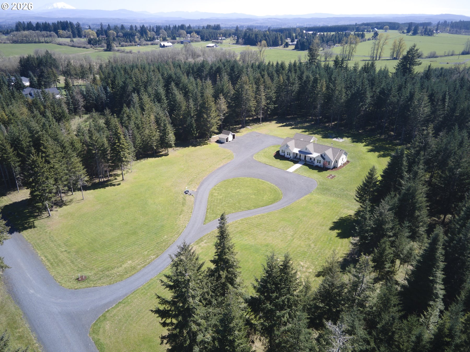 215 BEAR CREEK LN