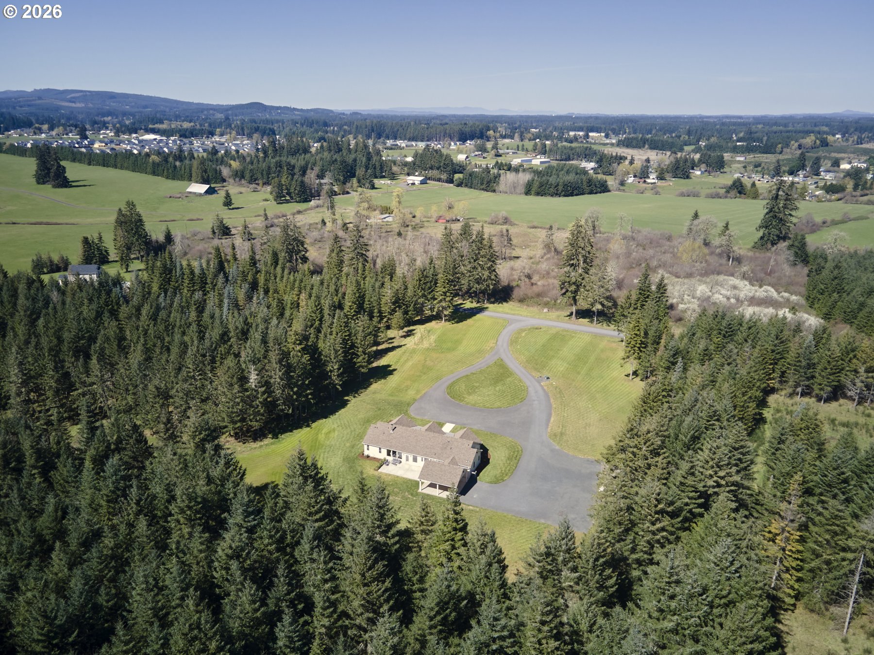215 BEAR CREEK LN