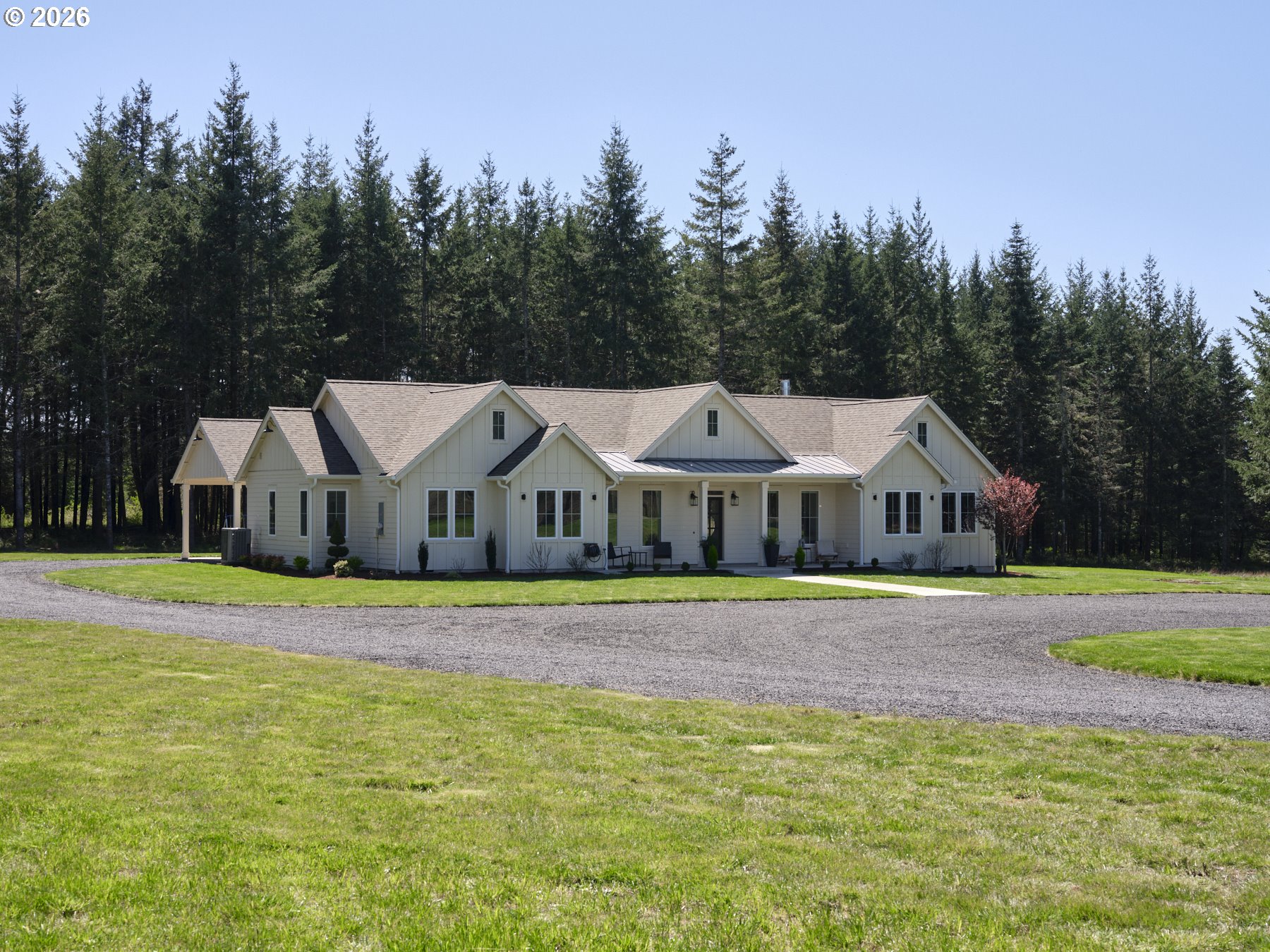 215 BEAR CREEK LN