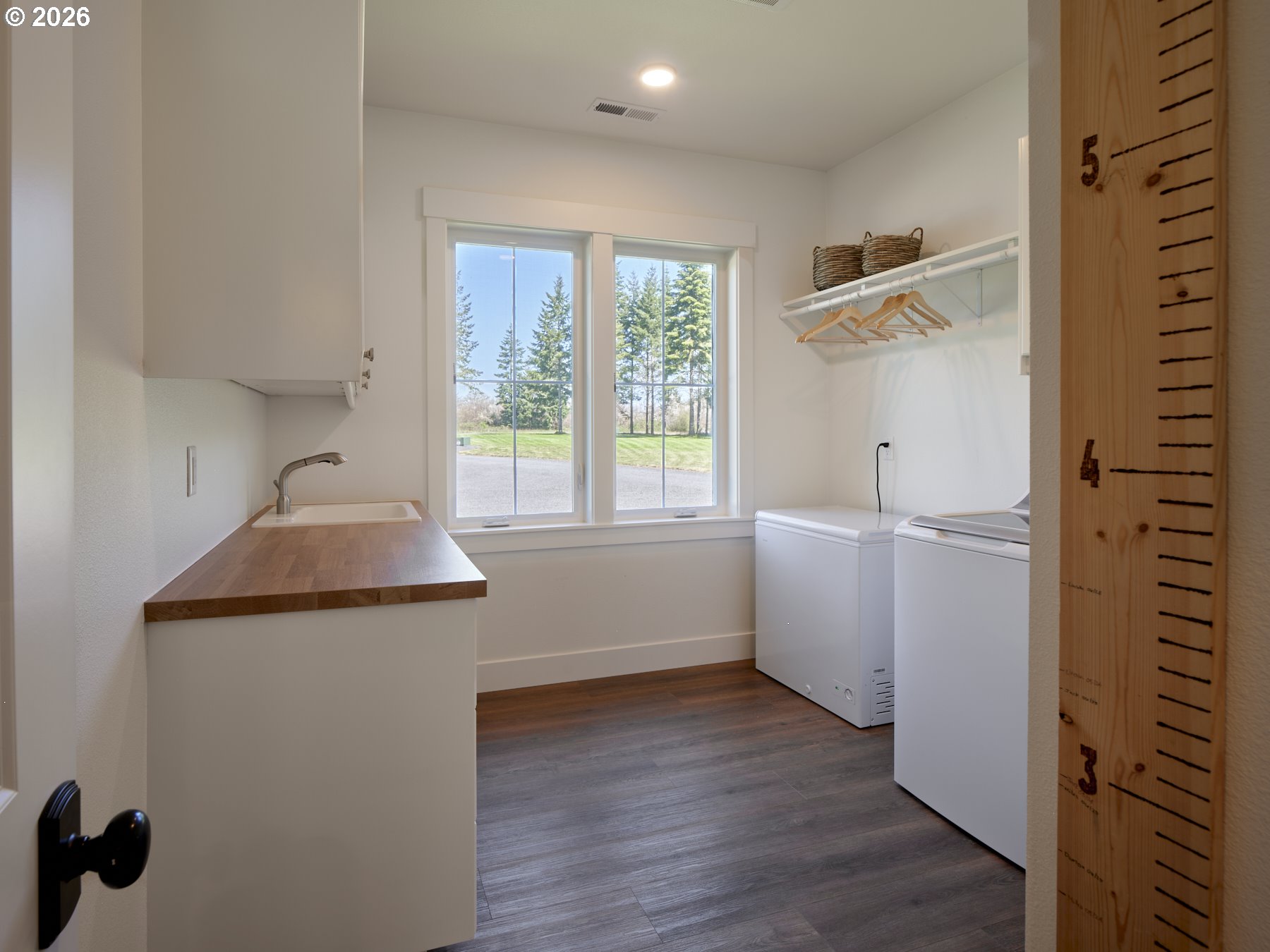 215 BEAR CREEK LN