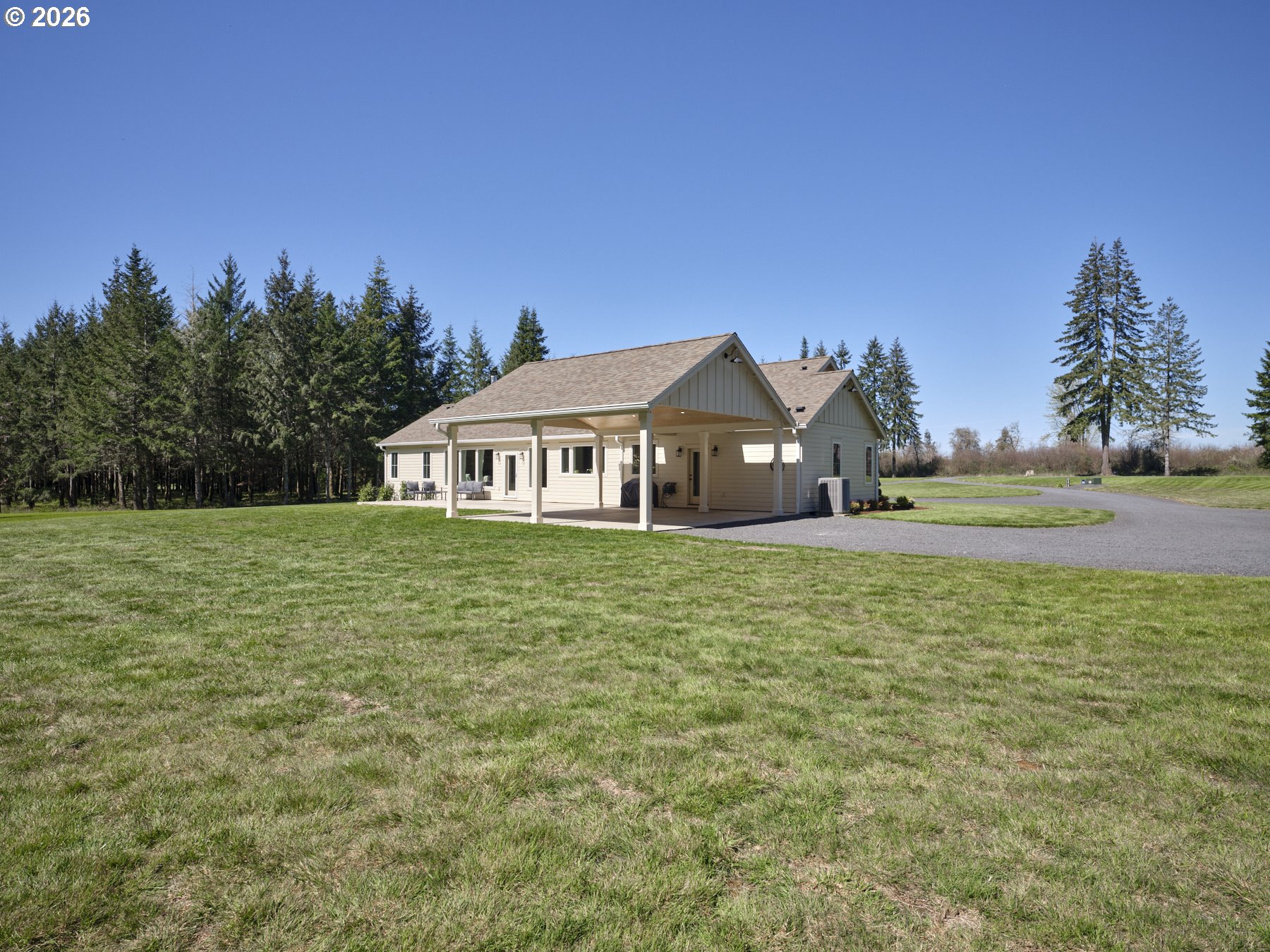 215 BEAR CREEK LN