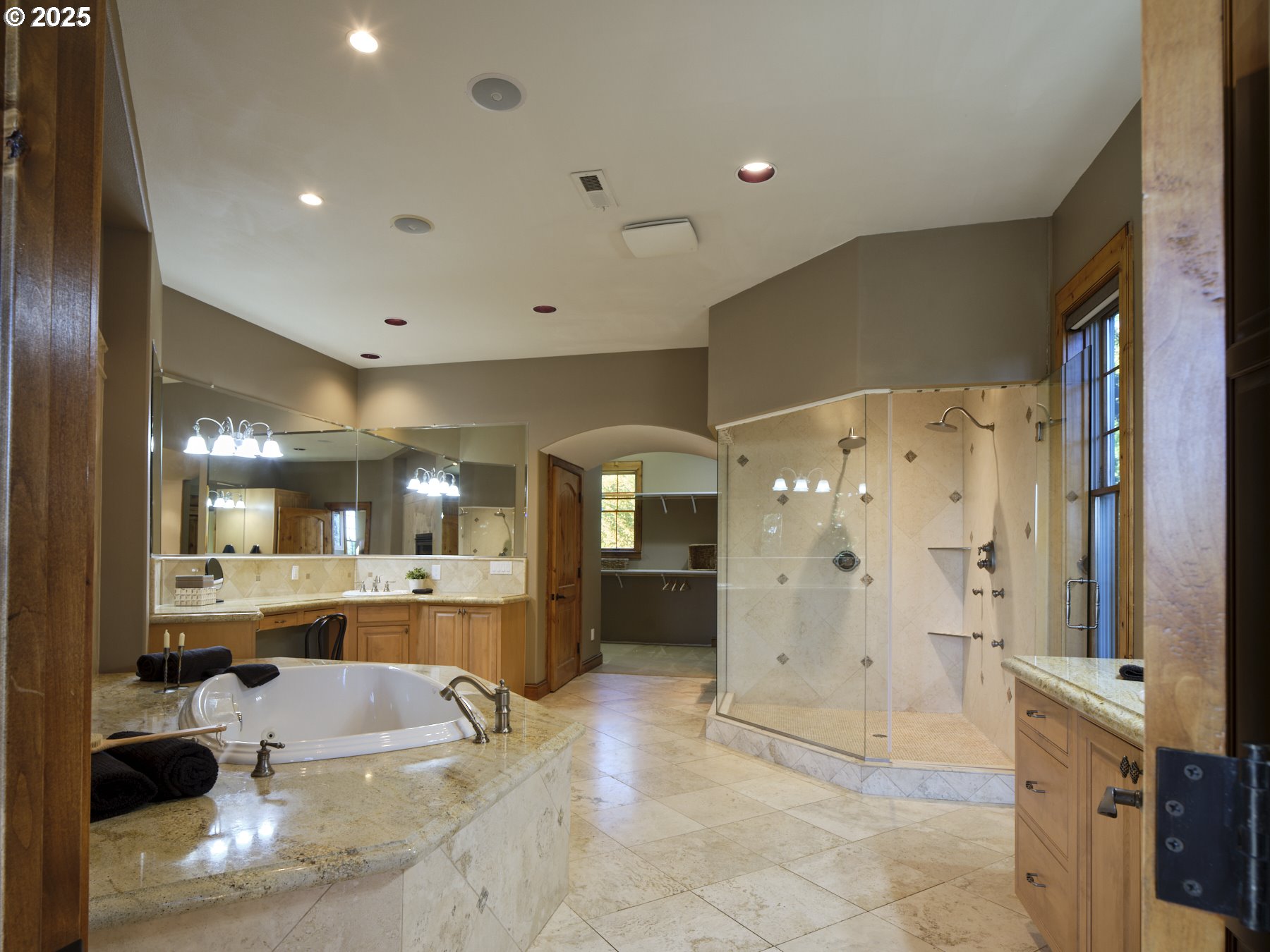 175 RIDGEMONT RD