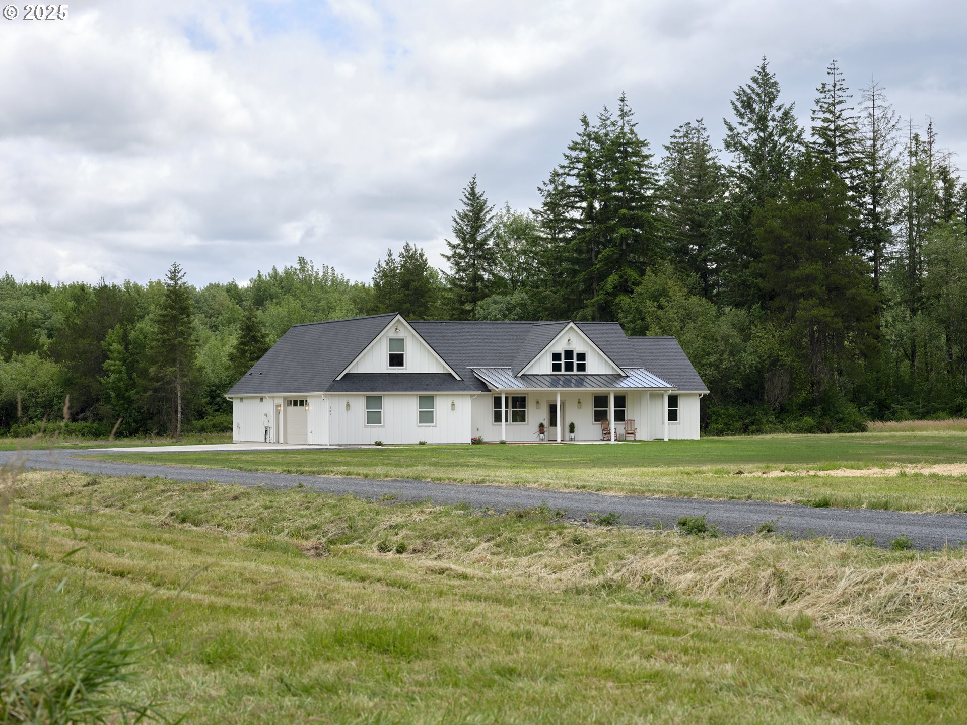 161 LACAMAS LN