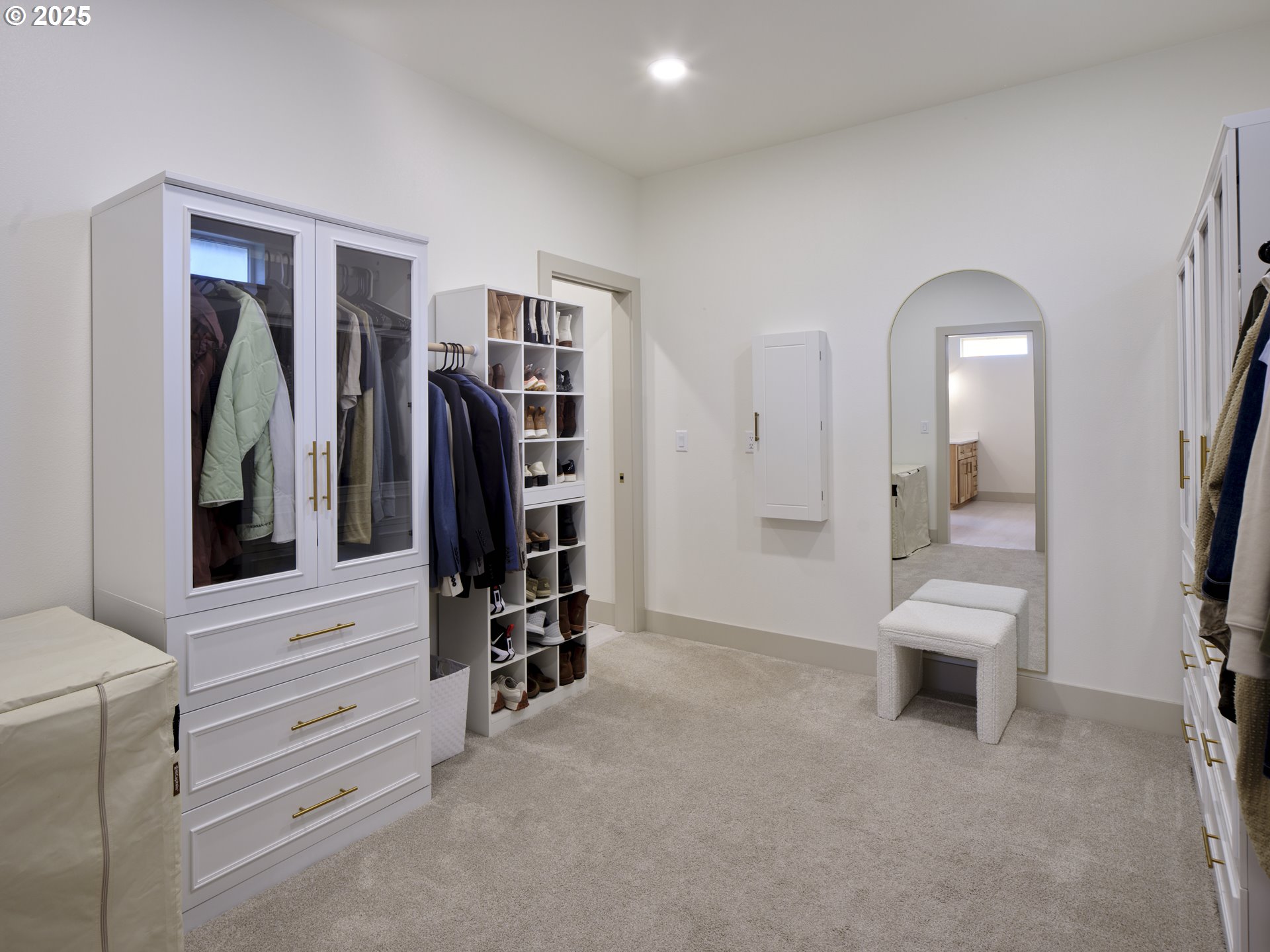 161 LACAMAS LN