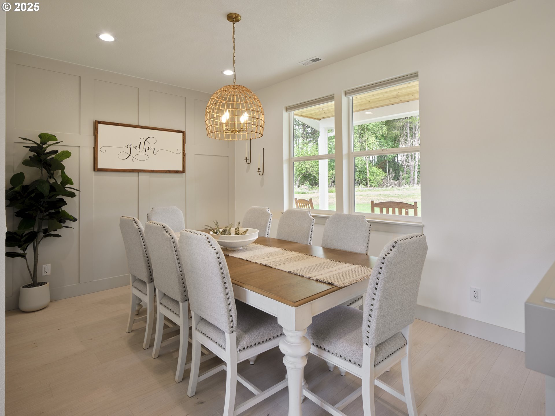 161 LACAMAS LN
