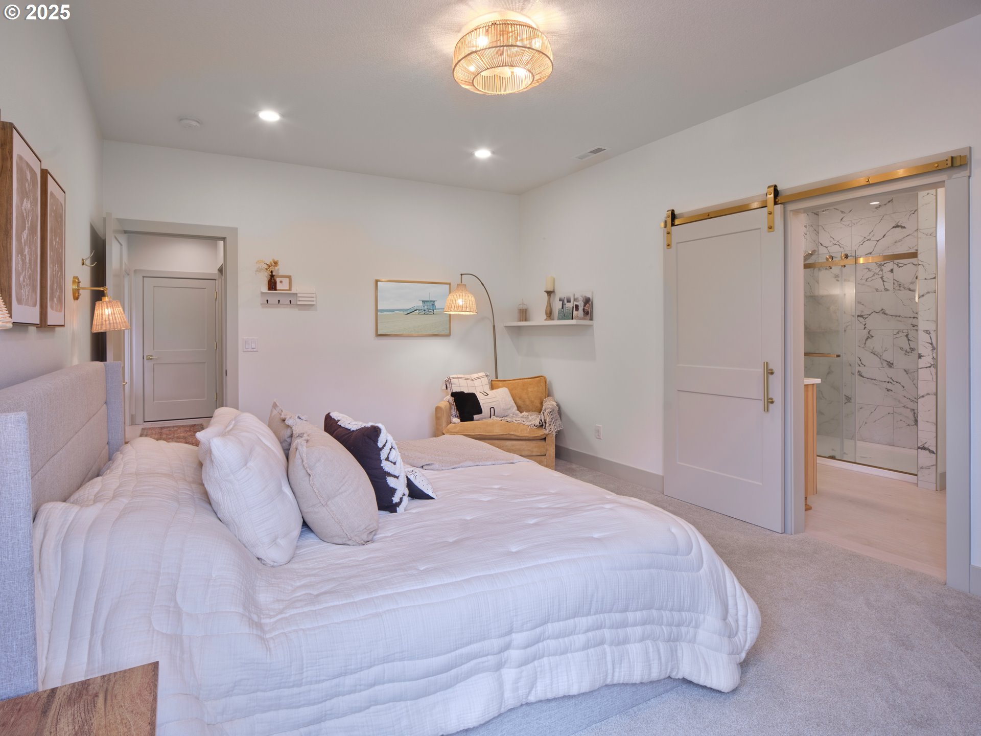 161 LACAMAS LN