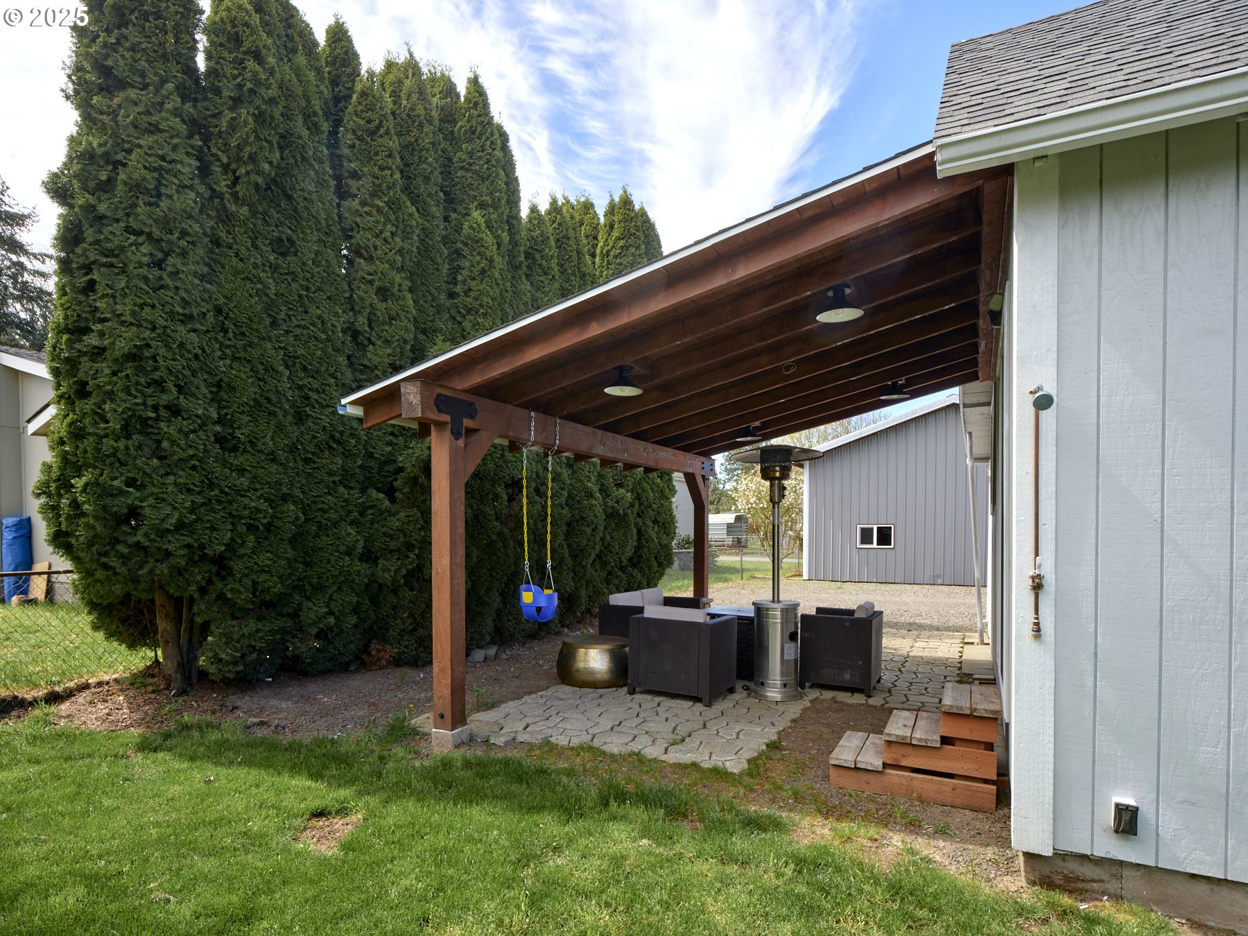 341 SW MICHNER ST