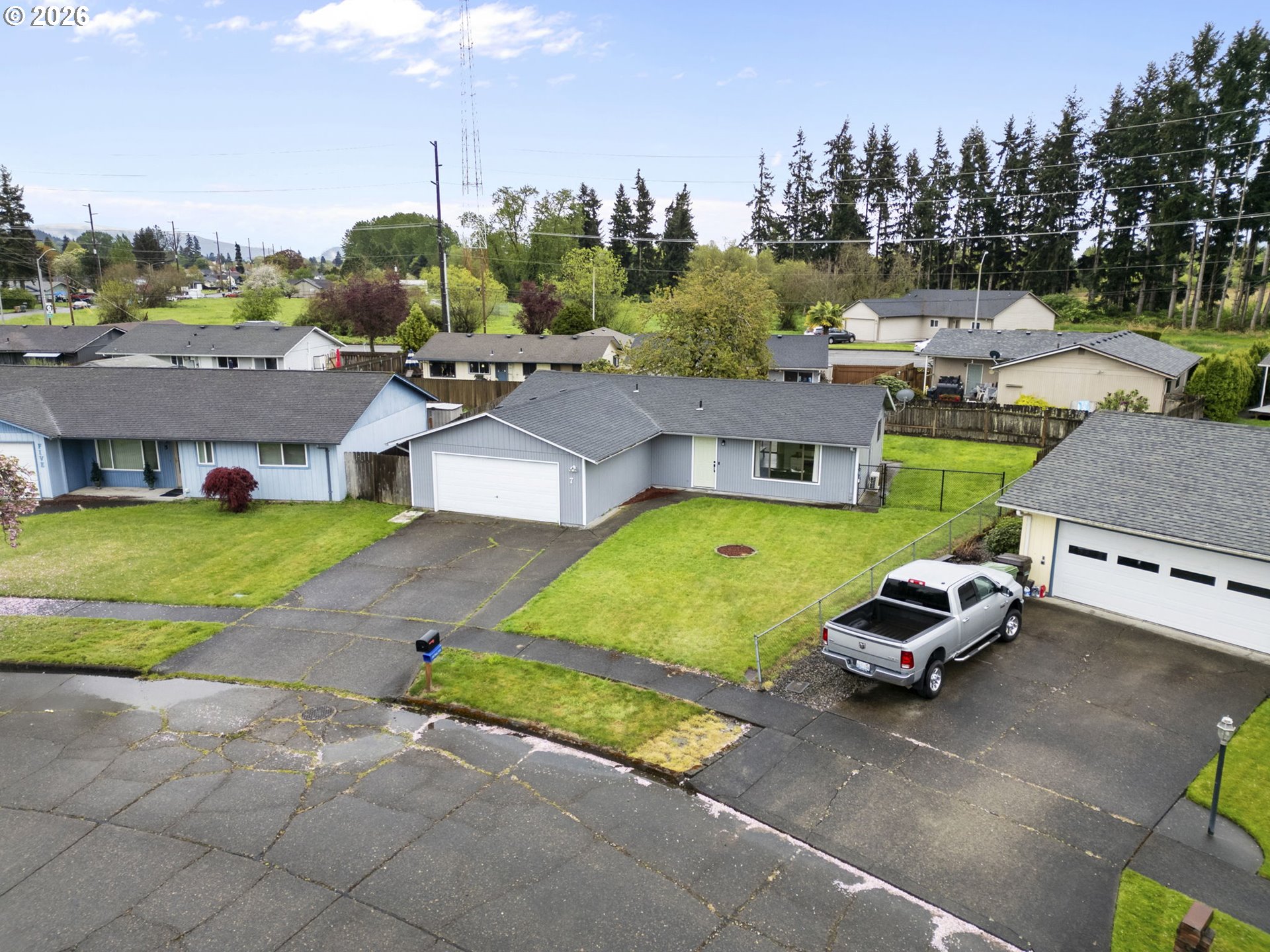 7 OLIVE CT
