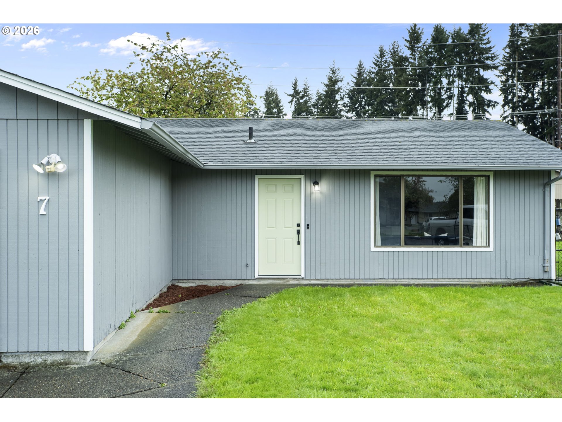 7 OLIVE CT