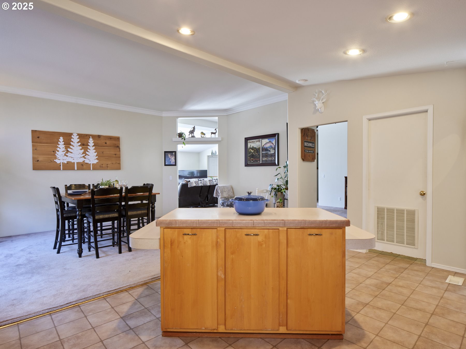 53 BUNTING DR