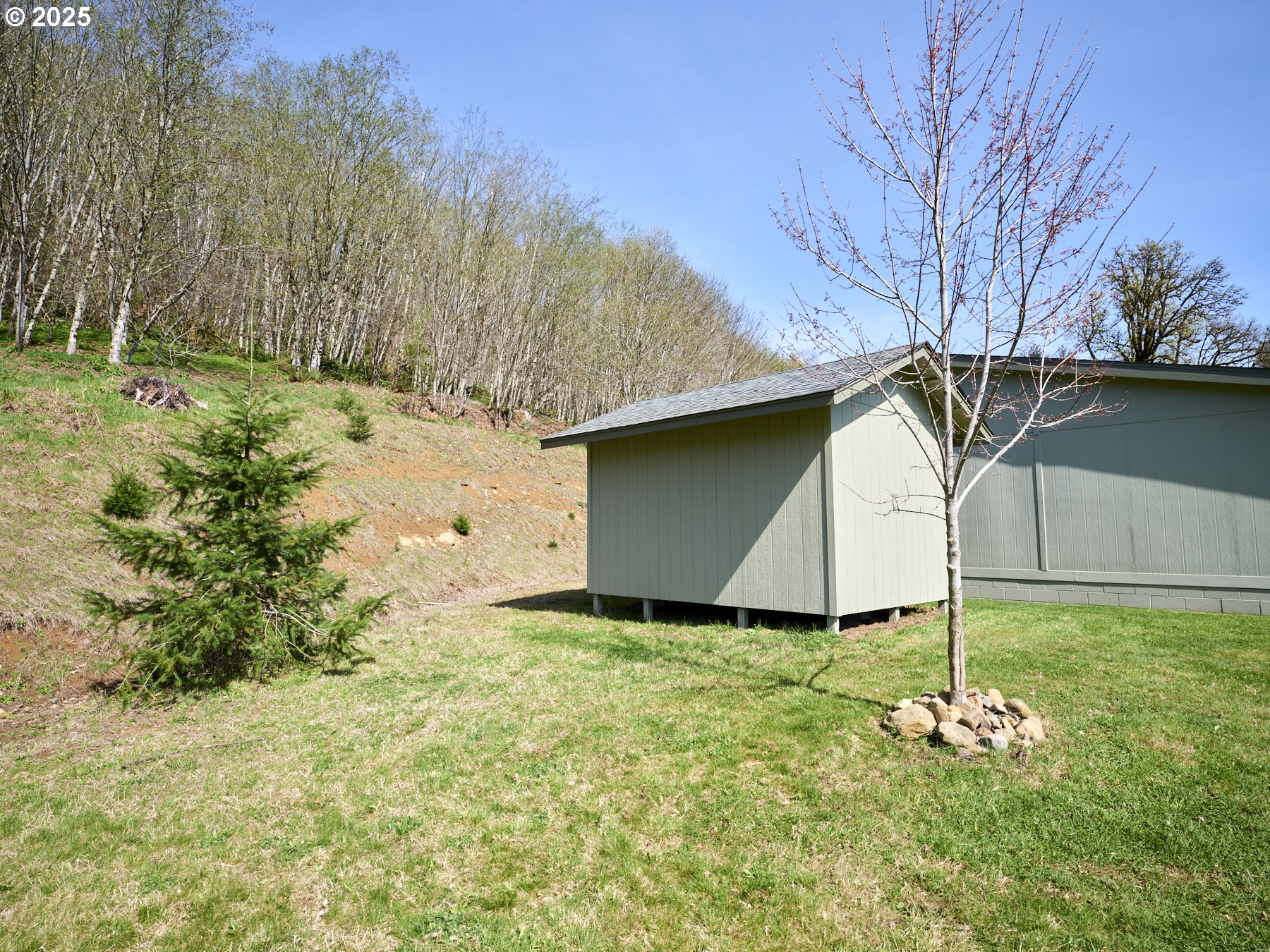 53 BUNTING DR